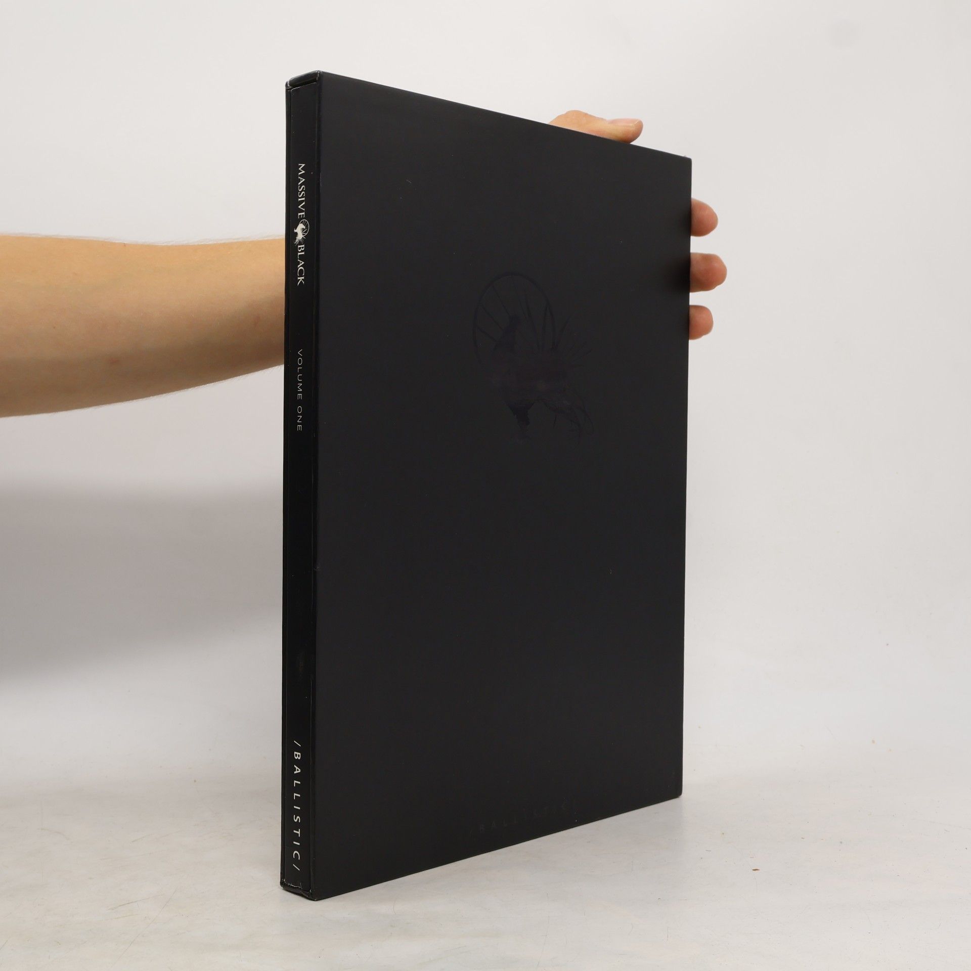 Collectif d'auteurs Massive Black: Volume One