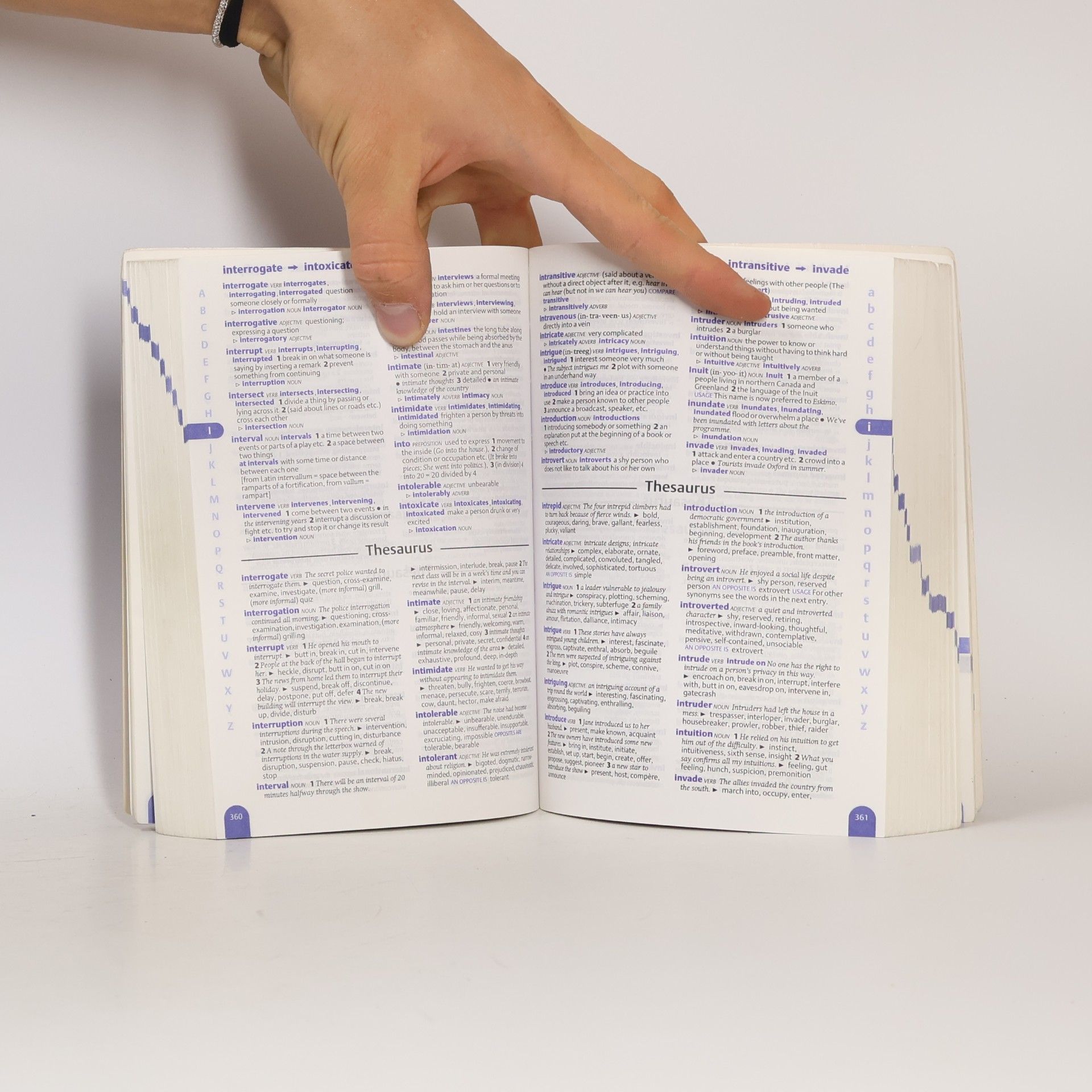 Robert C. Allen Oxford School Dictionary & Thesaurus