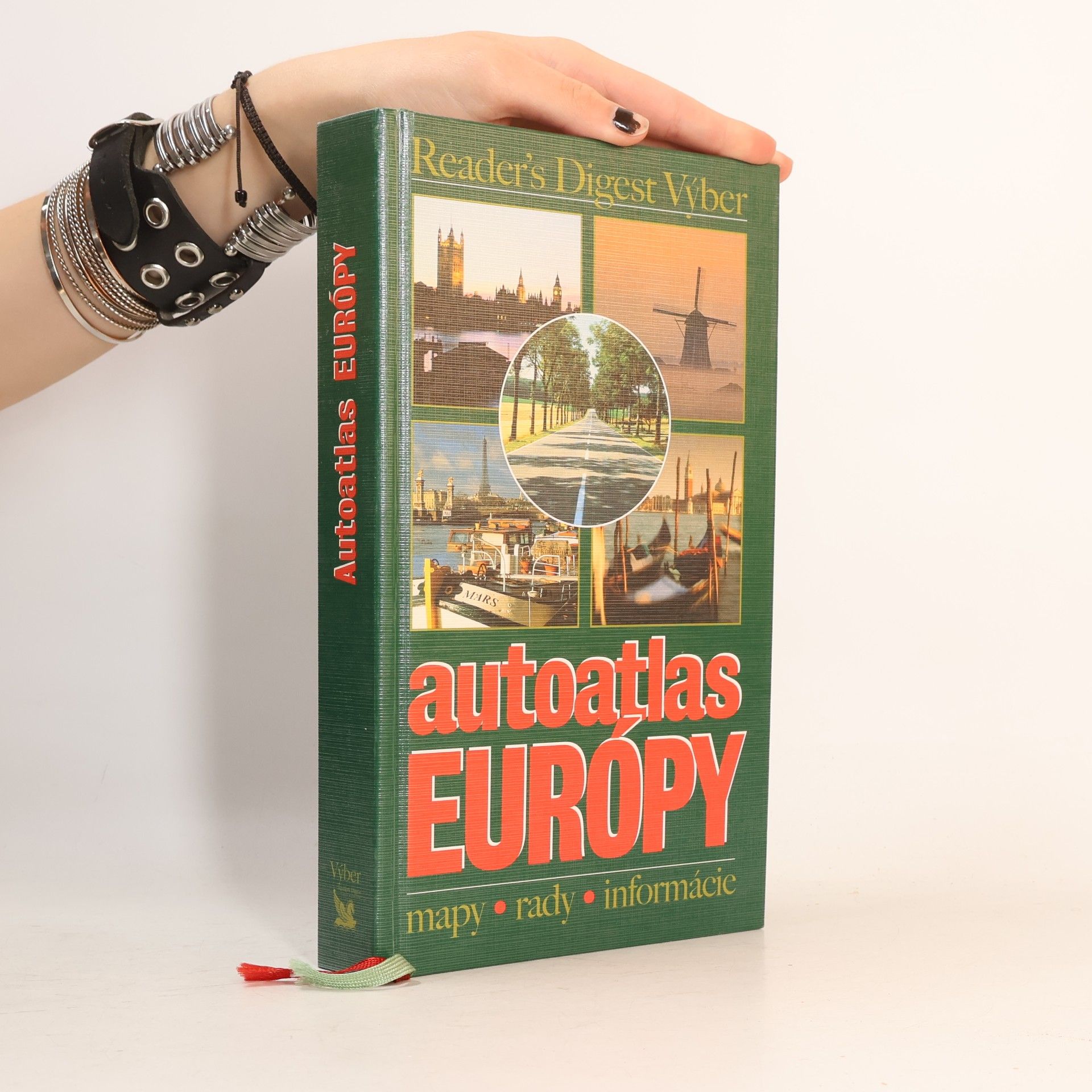 Kolektiv autorů Autoatlas Európy