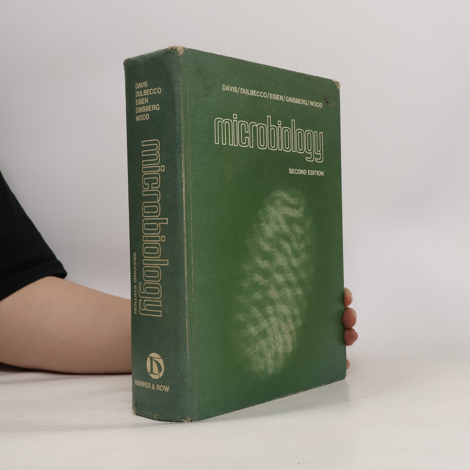 Collectif d'auteurs Microbiology