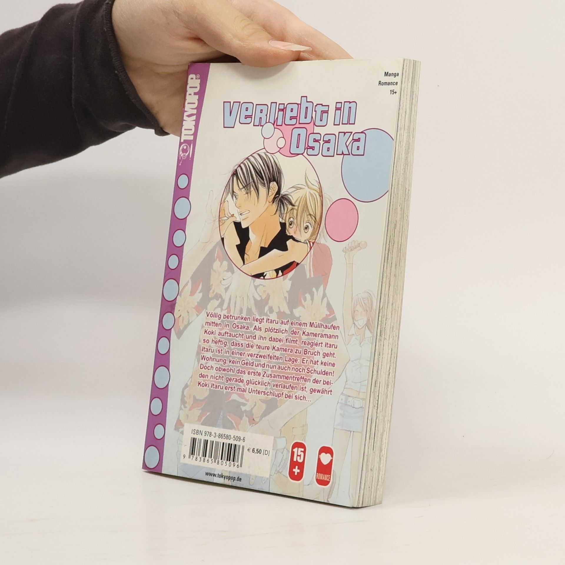 Hinako Takanaga Verliebt in Osaka