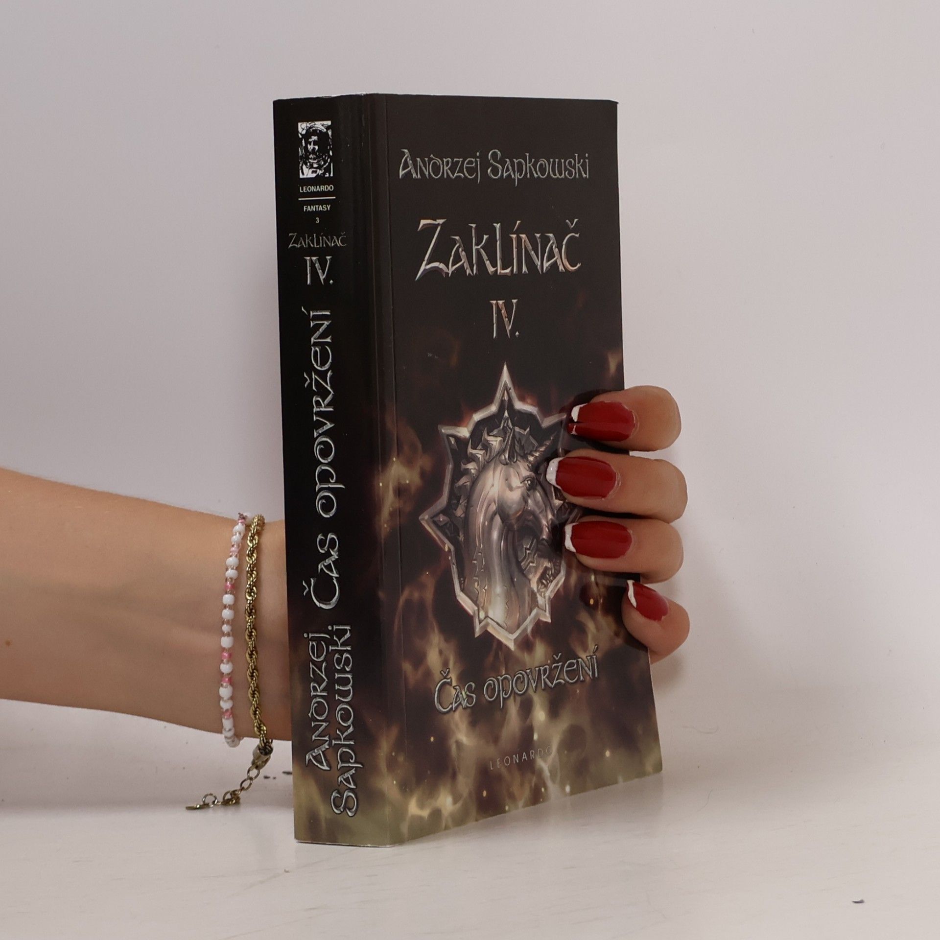 Andrzej Sapkowski Zaklínač IV. Čas opovržení