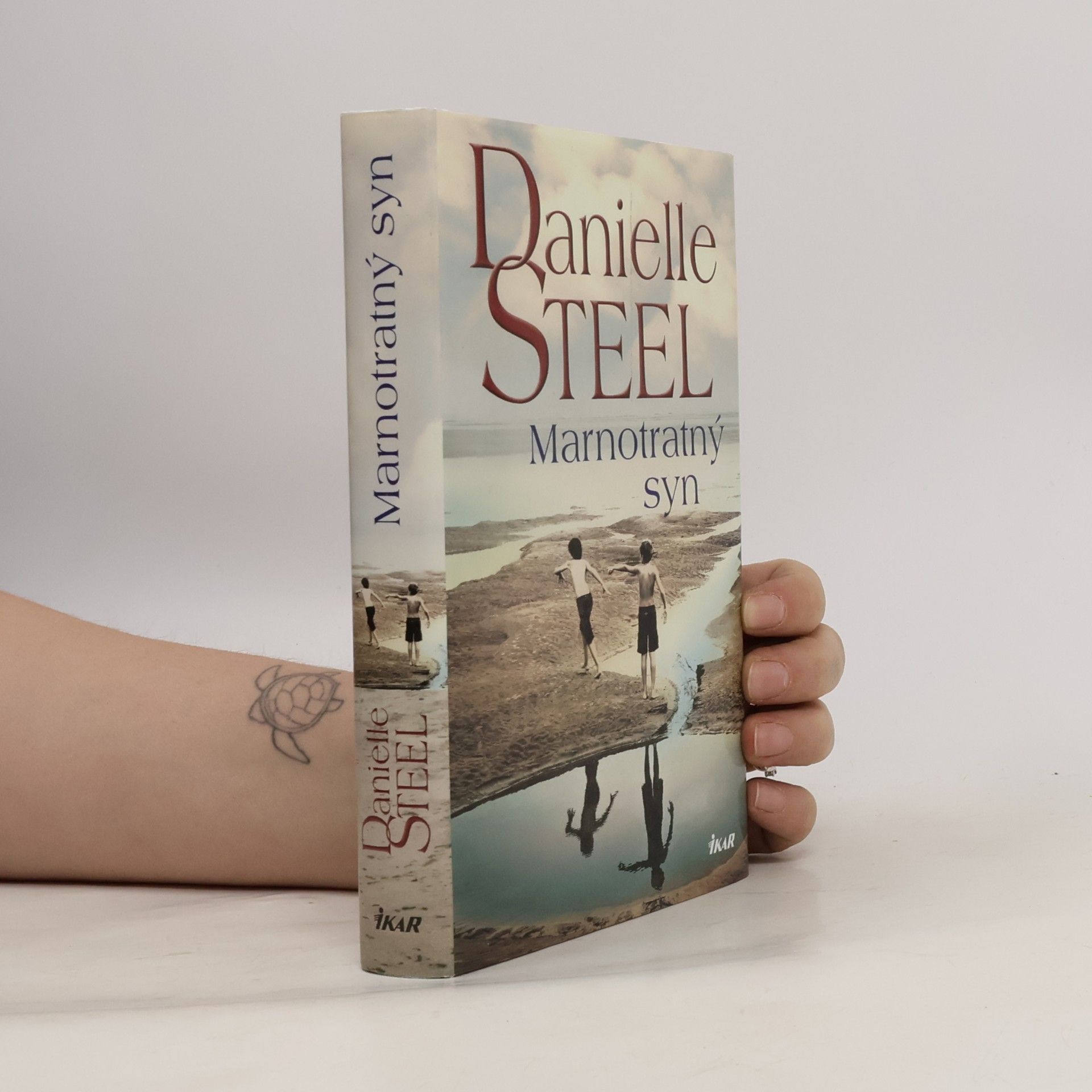 Danielle Steel Marnotratný syn