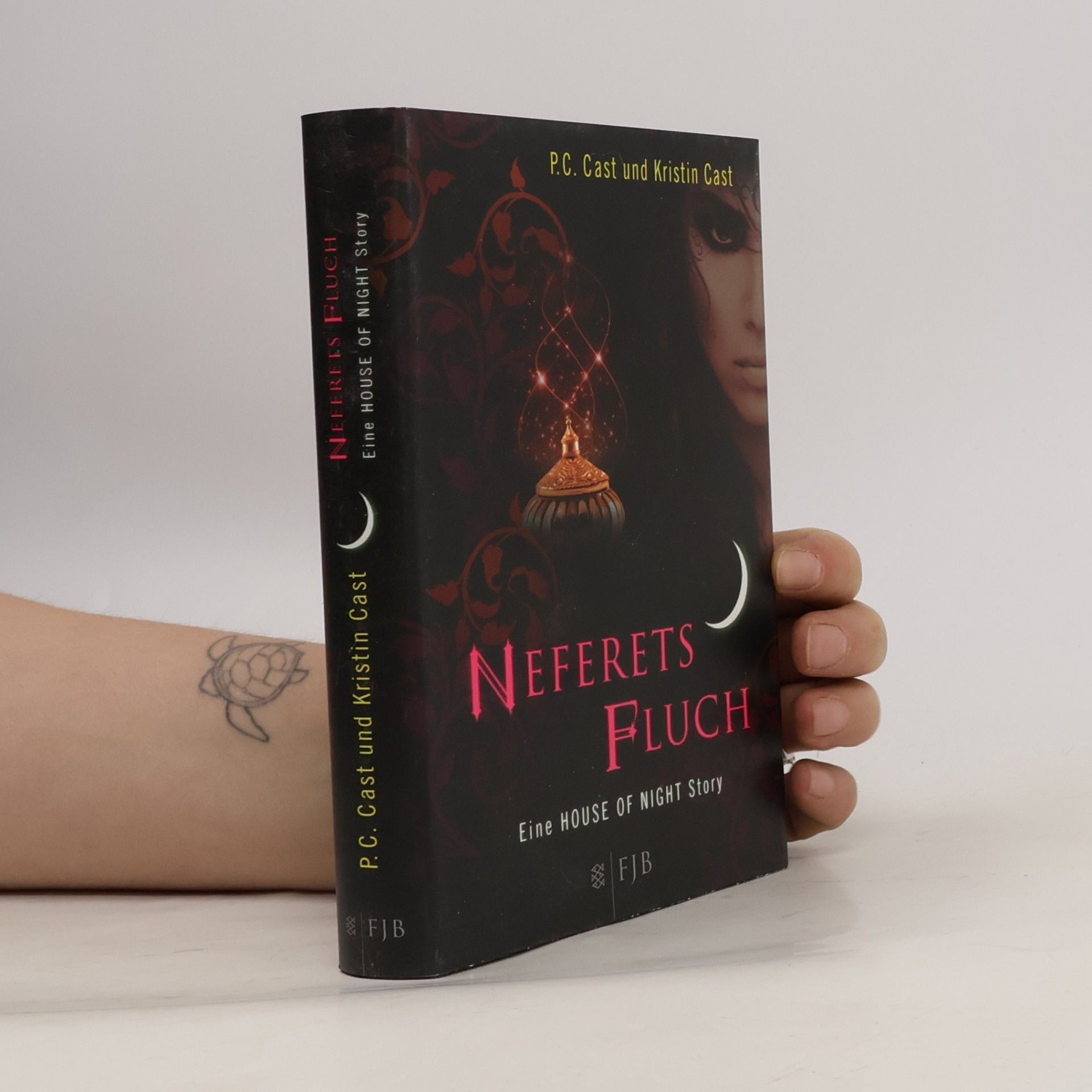Phyllis Christine Cast Neferets Fluch