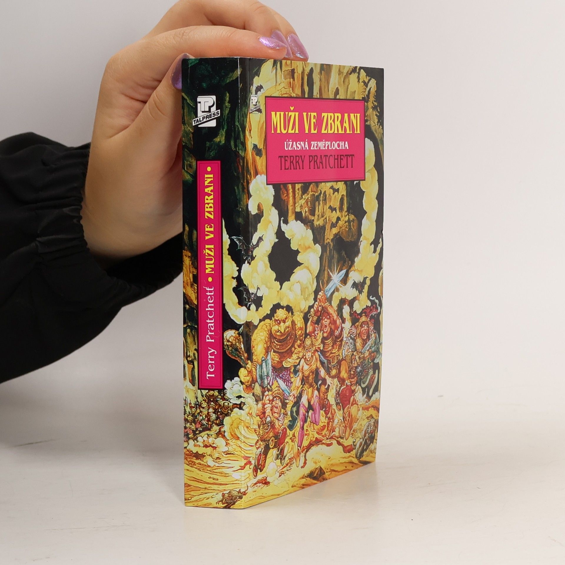 Terry Pratchett Muži ve zbrani