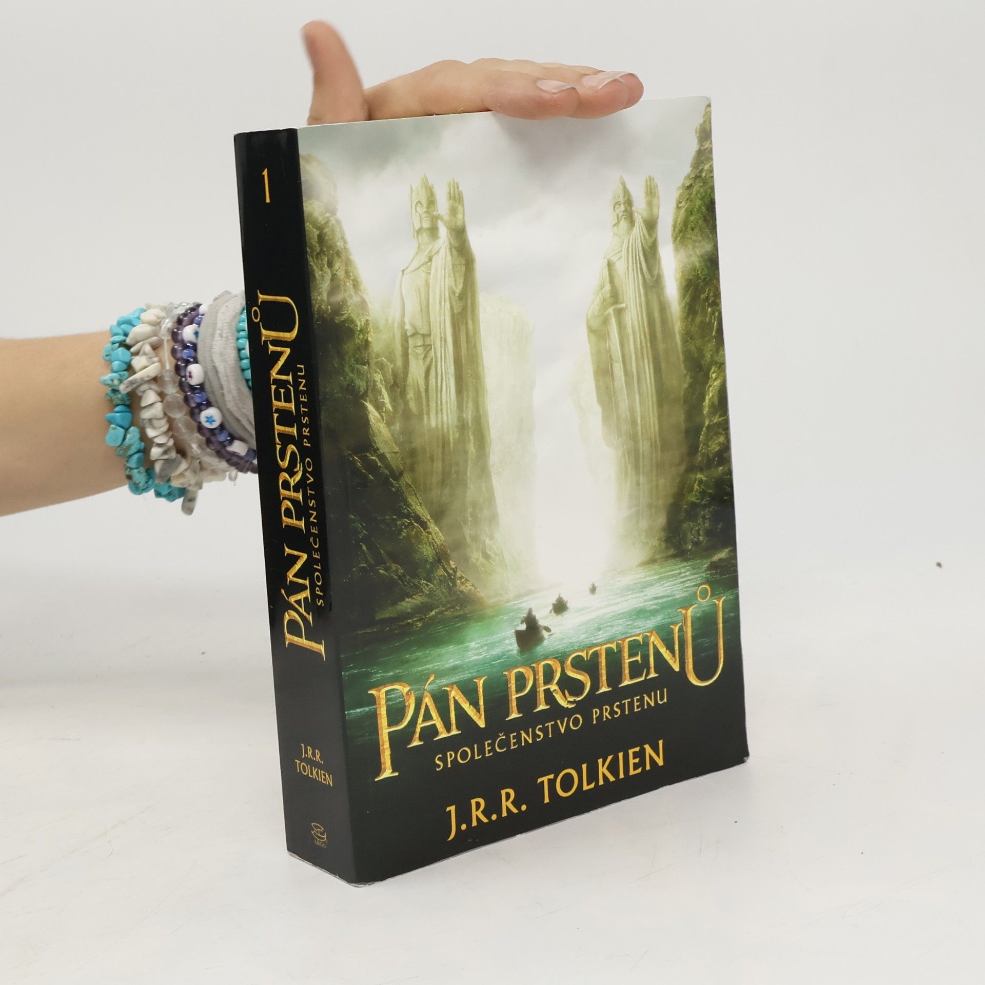 J. R. R. Tolkien Pán prstenů. Společenstvo prstenu