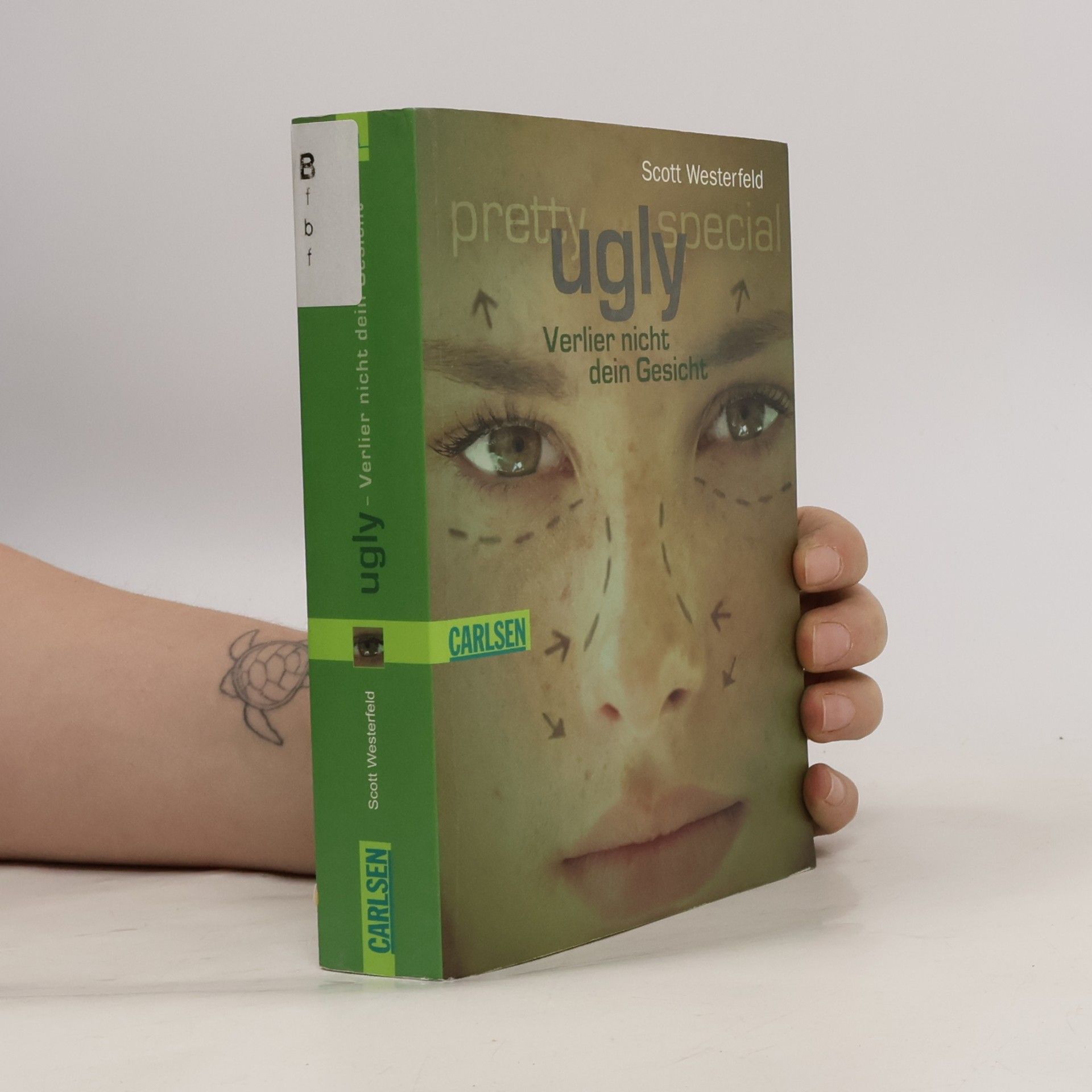 Scott Westerfeld Ugly