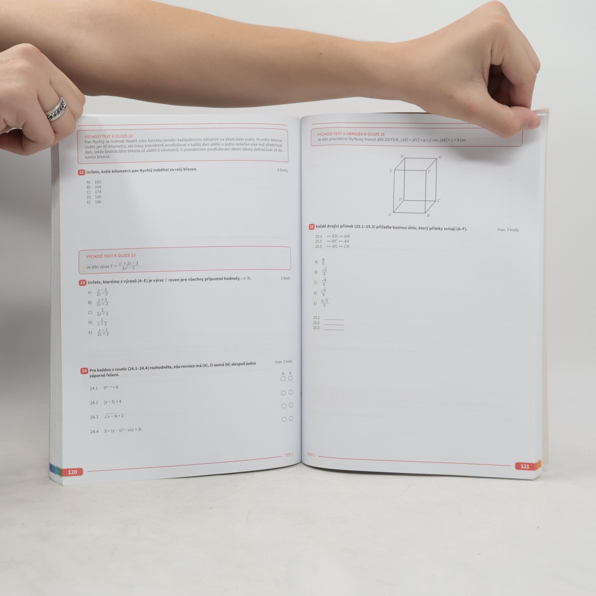Autorenkollektiv Maturita v pohodě. Matematika. 2021