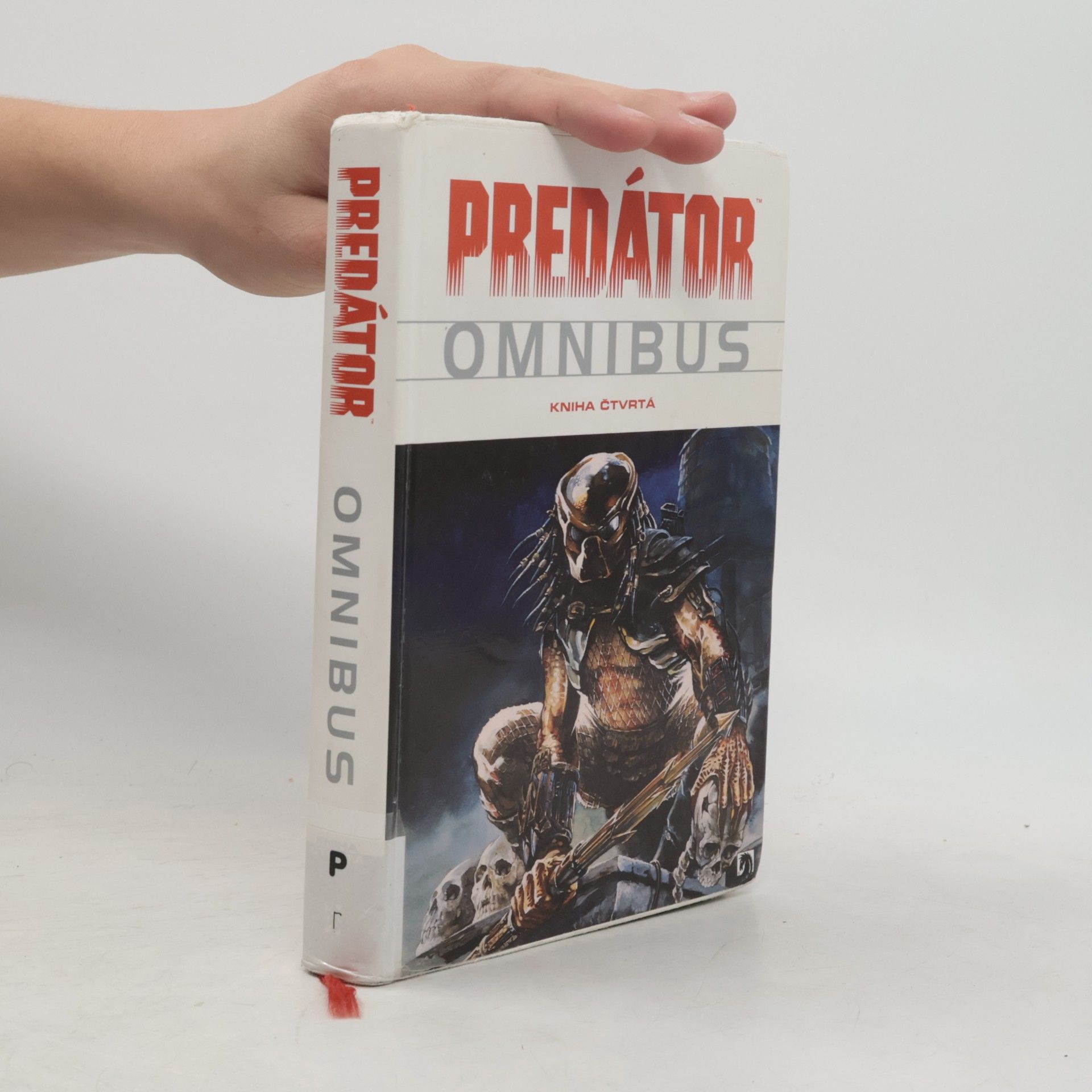 Predátor Omnibus (kniha čtvrtá)