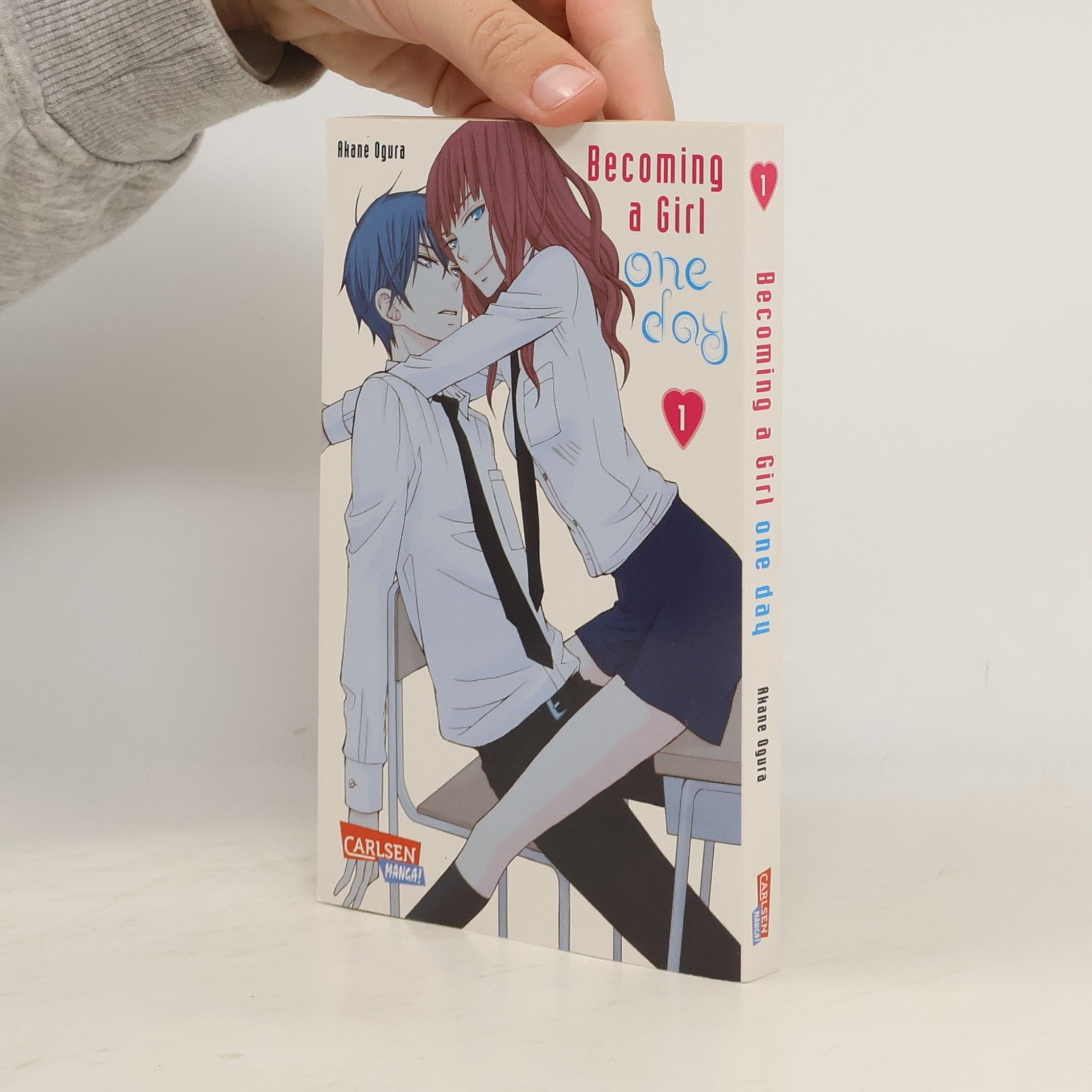 Akane Ogura Becoming a girl one day 1