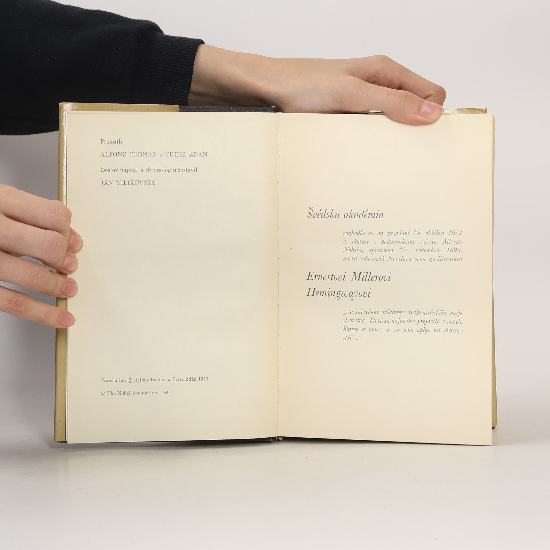 Ernest Hemingway Zbohom zbraniam. Komu zvonia do hrobu. Starec a more