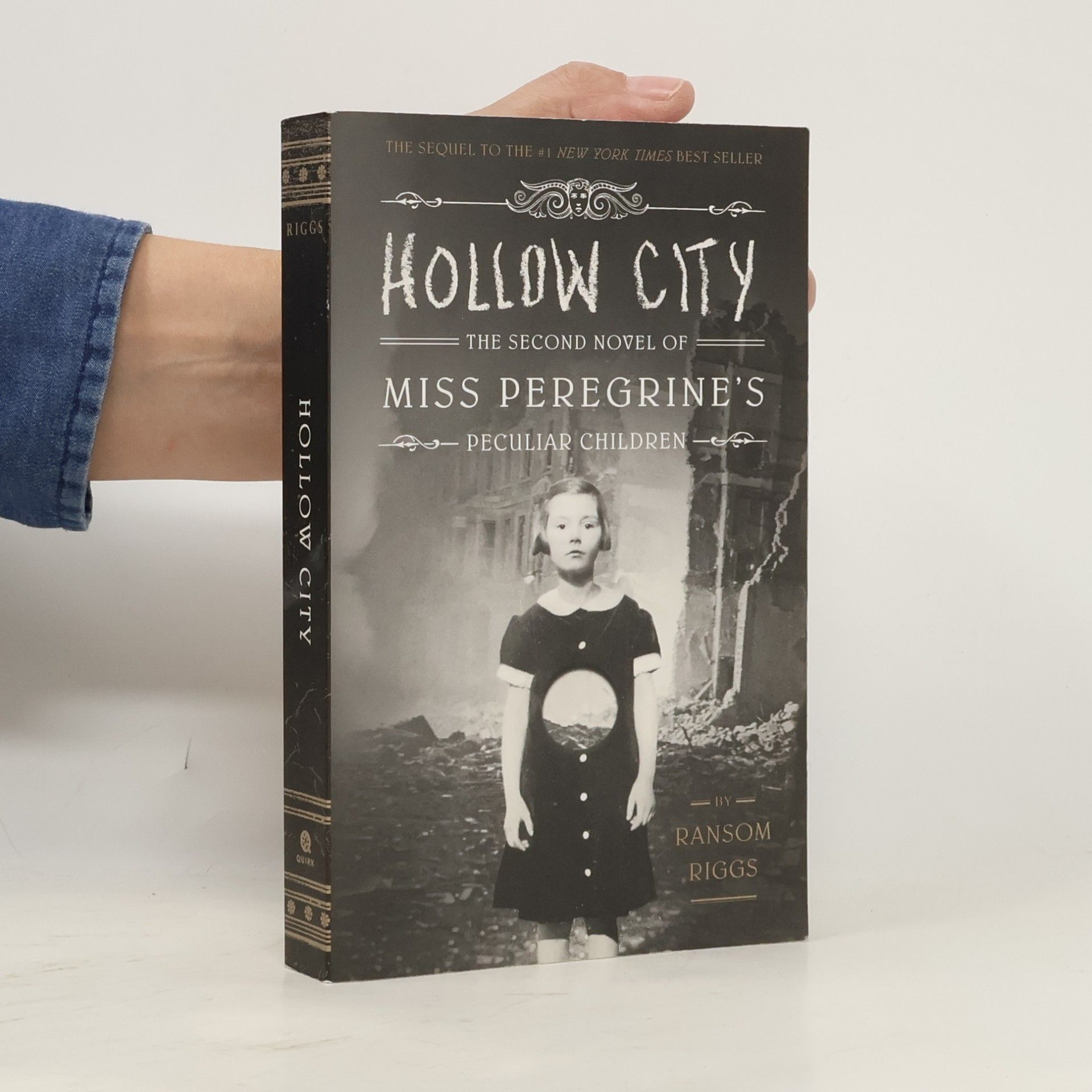 Ransom Riggs Hollow City