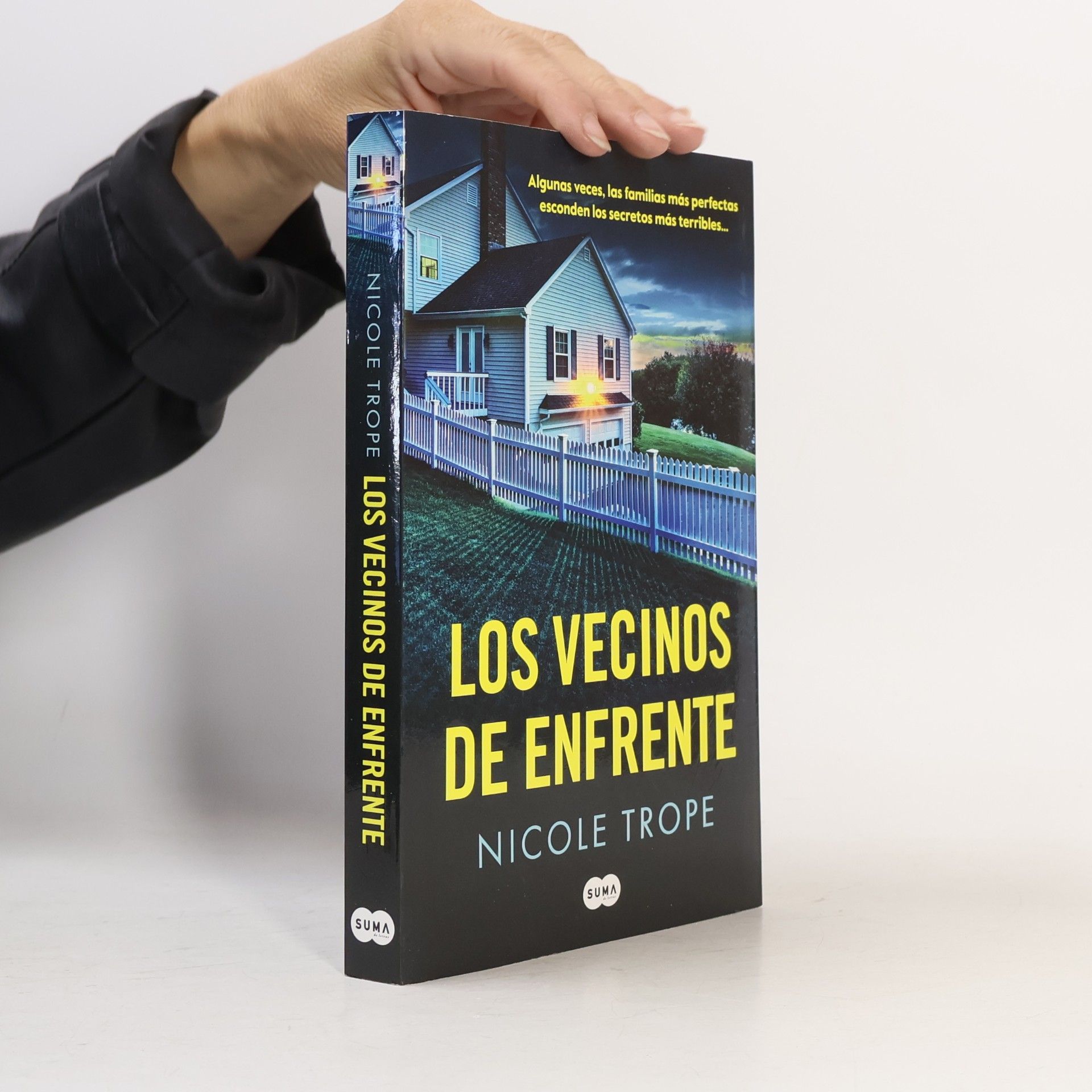 Nicole Trope Los vecinos de enfrente