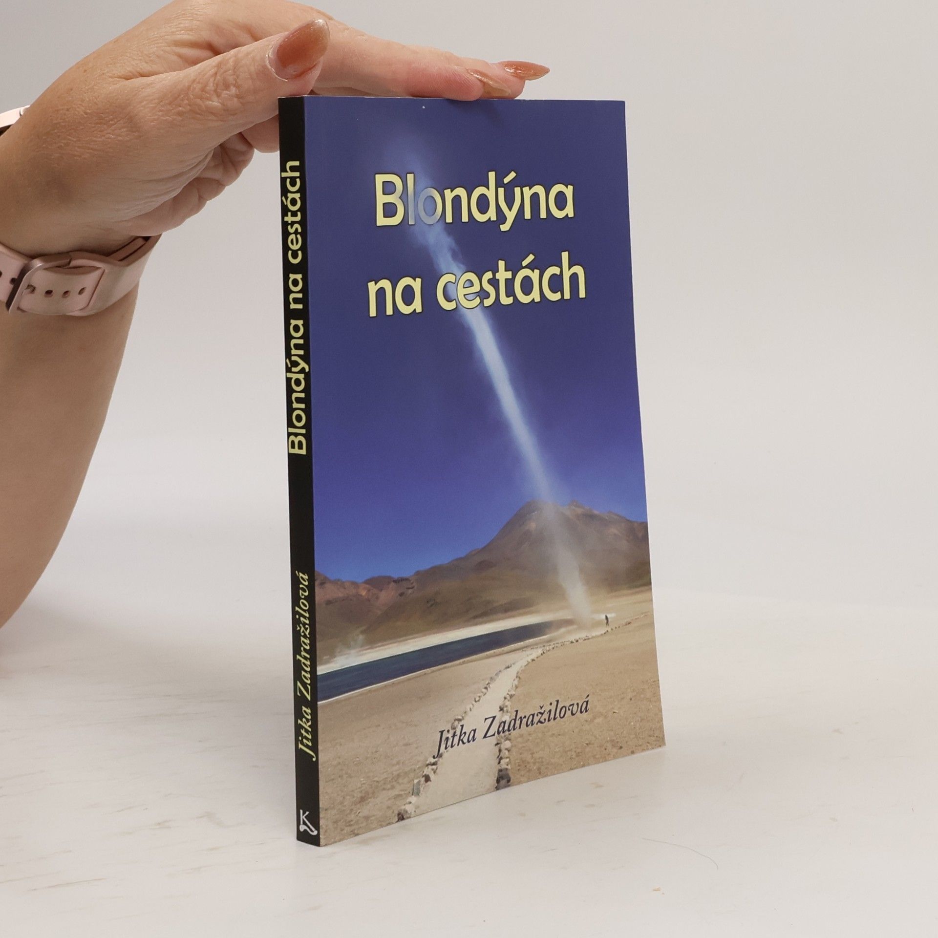 Blondýna na cestách