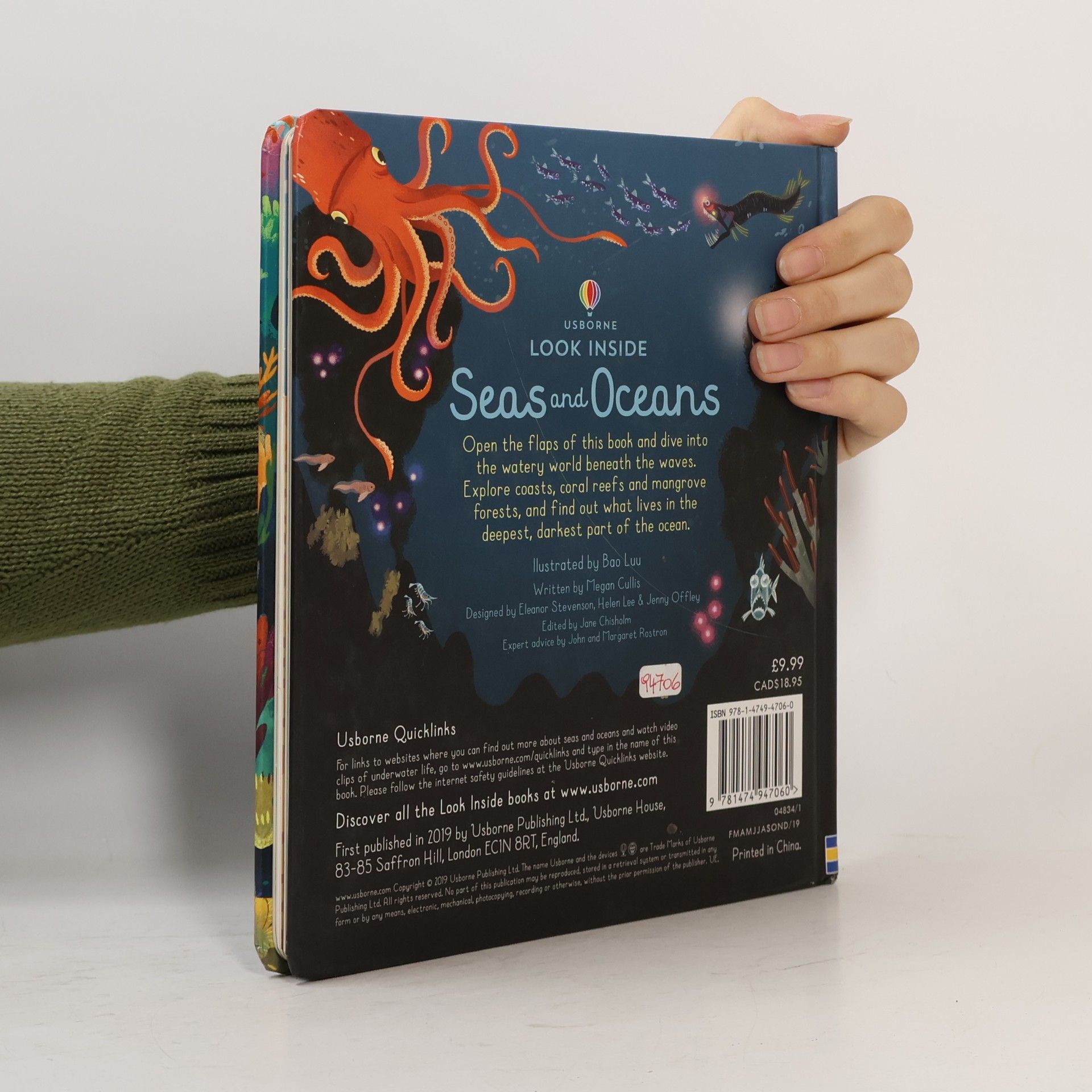 Megan Cullis Look Inside Seas and Oceans