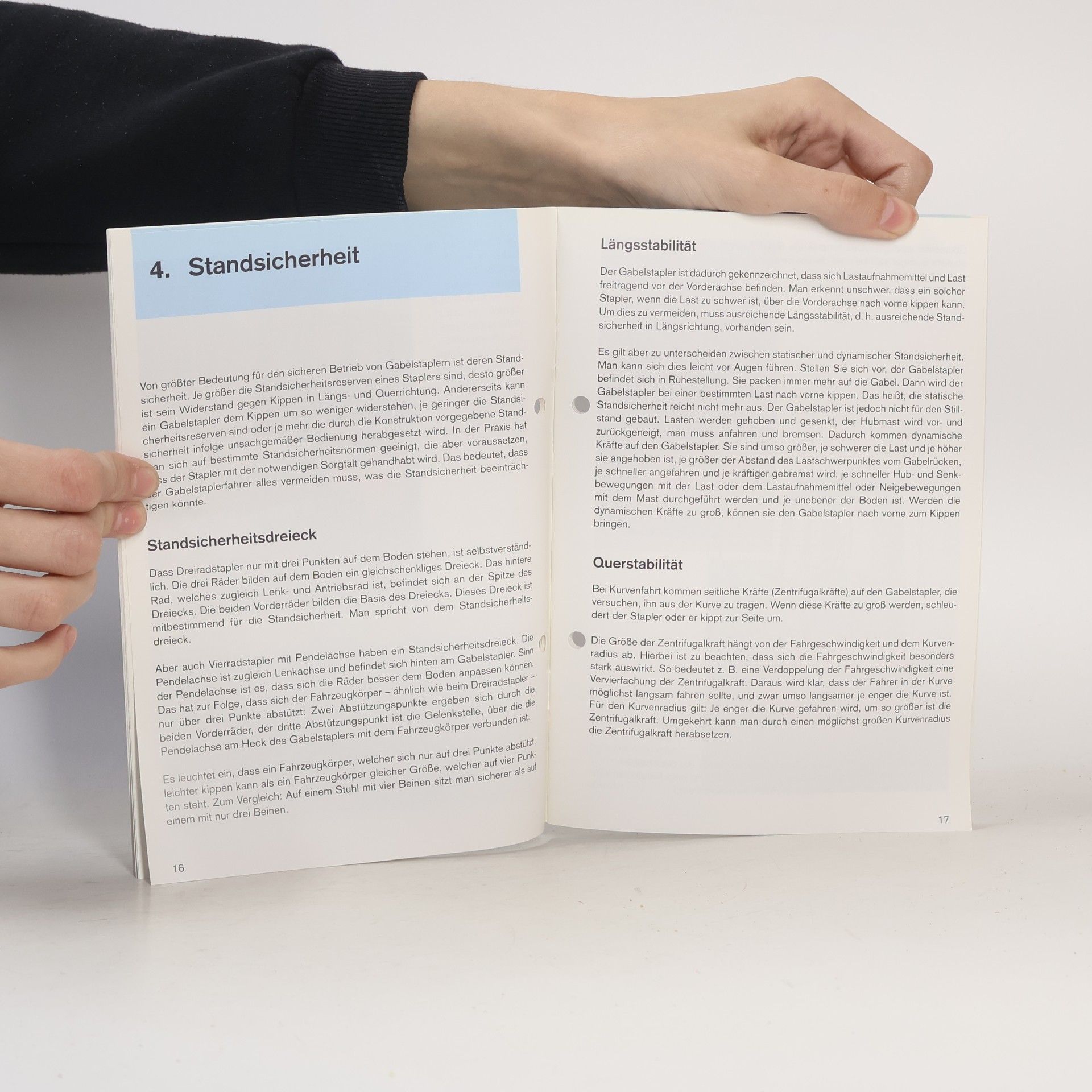 kolektiv Umgang mit Gabelstaplern