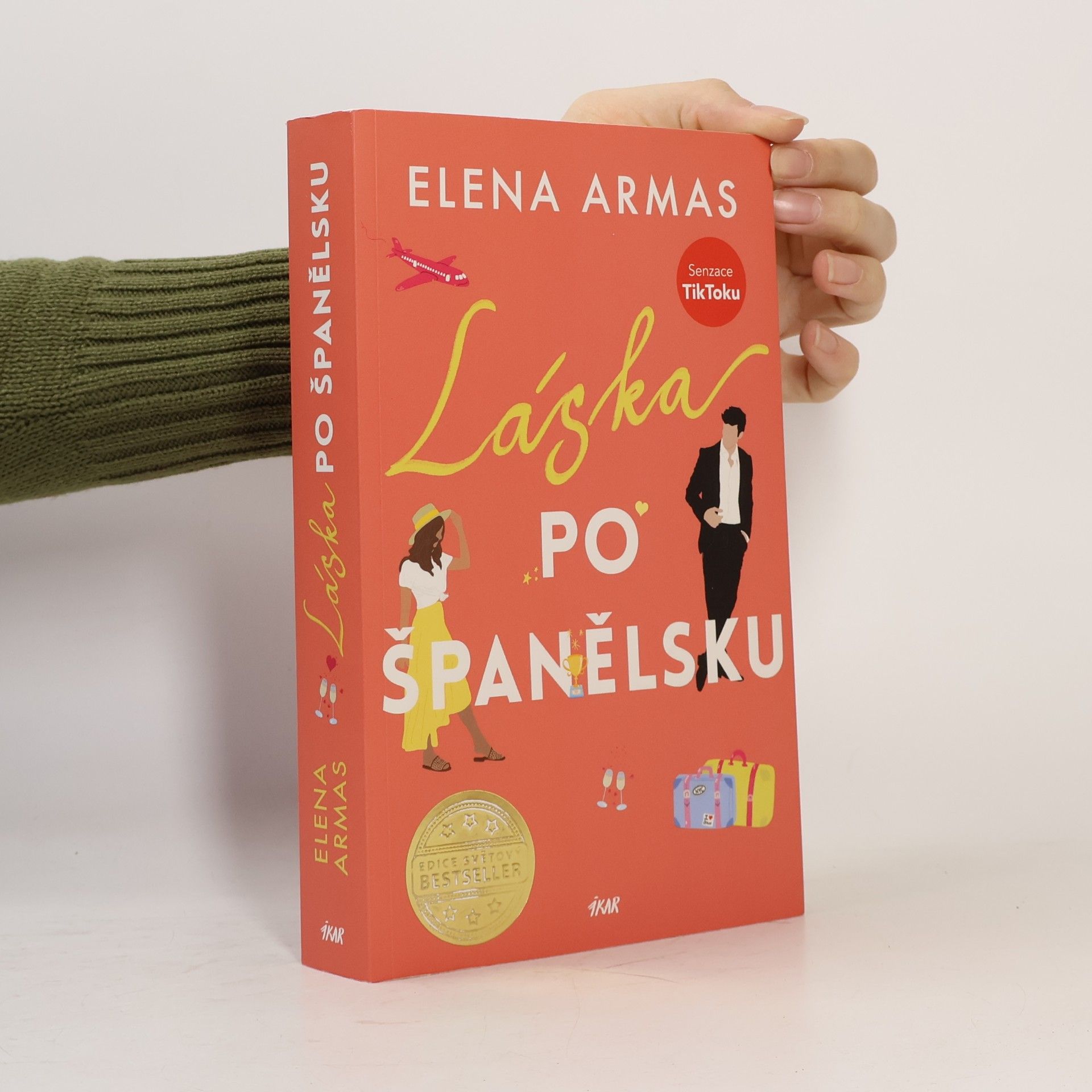 Elena Armas Láska po španělsku