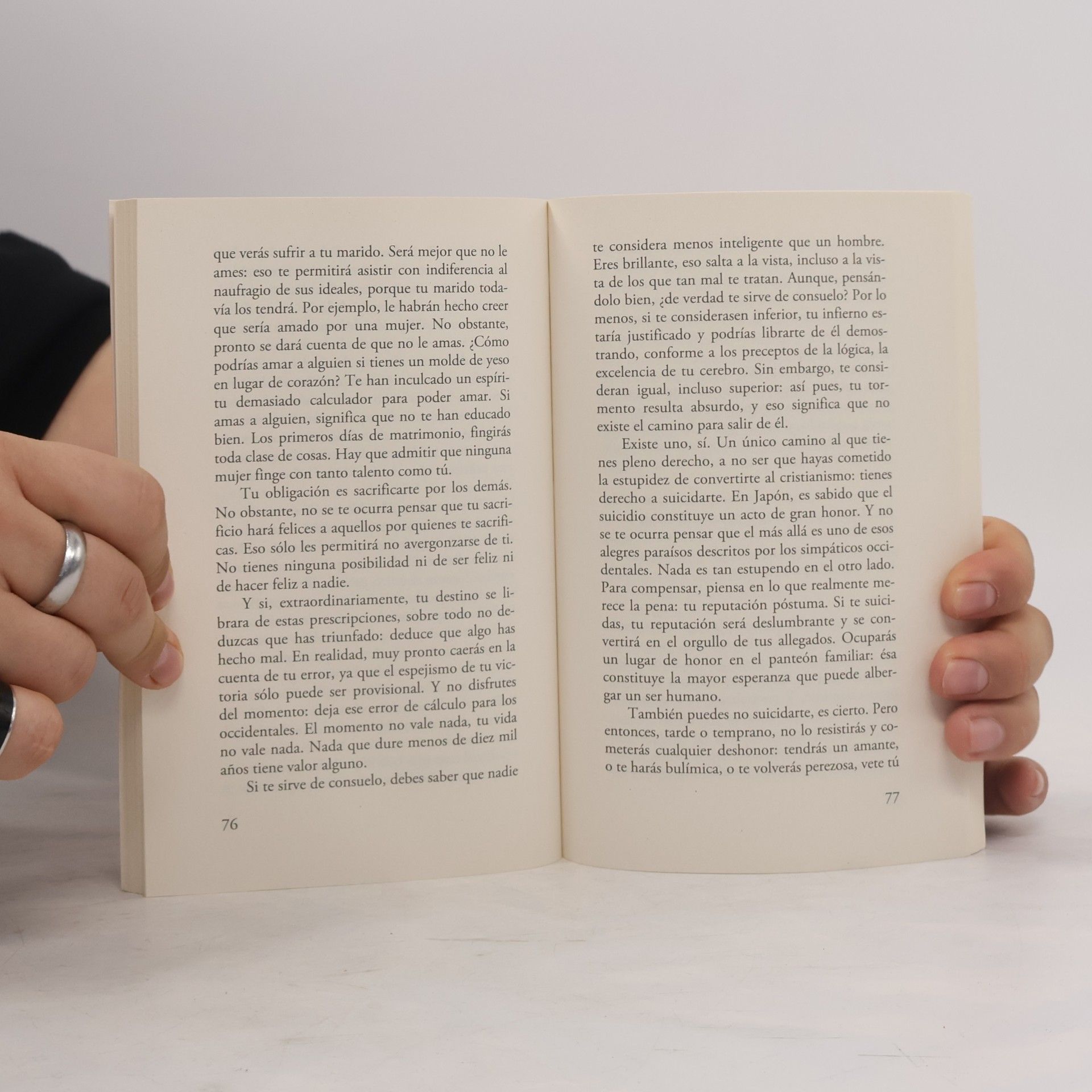 Amélie Nothomb Estupor Y Temblores