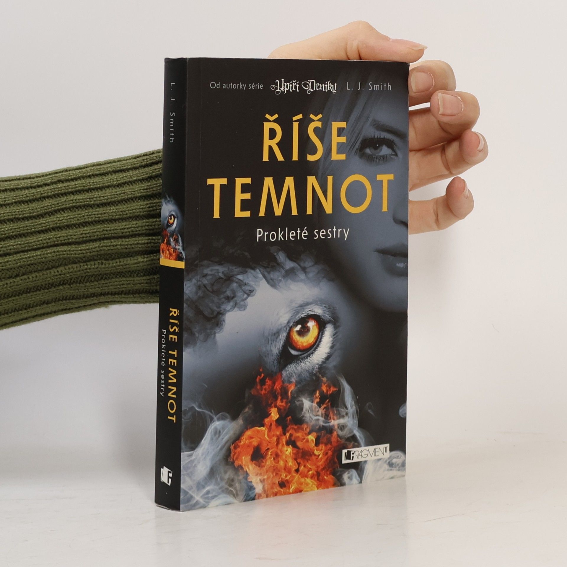 L. J. Smithová  Říše temnot. Prokleté sestry