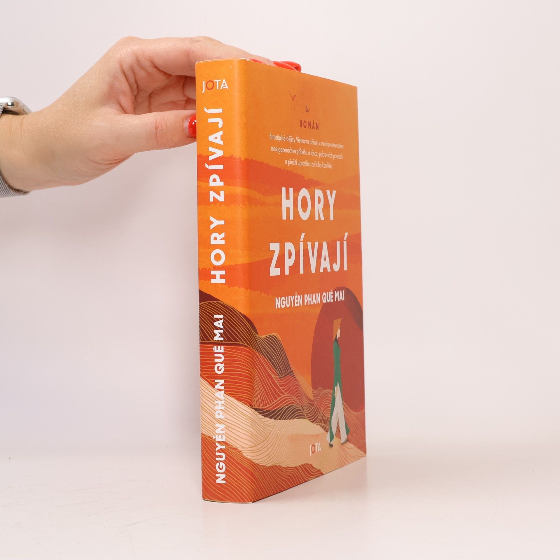 Nguyễn Phan Quế Mai Hory zpívají