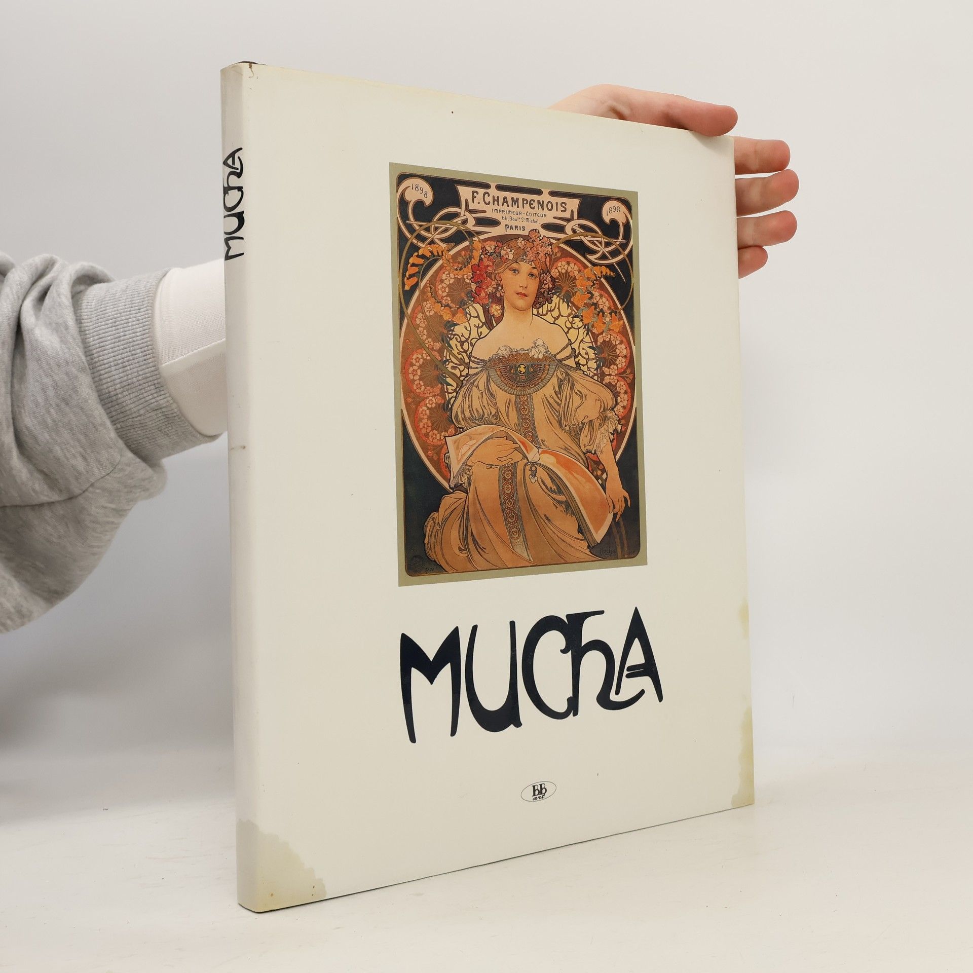 Various authors Mucha