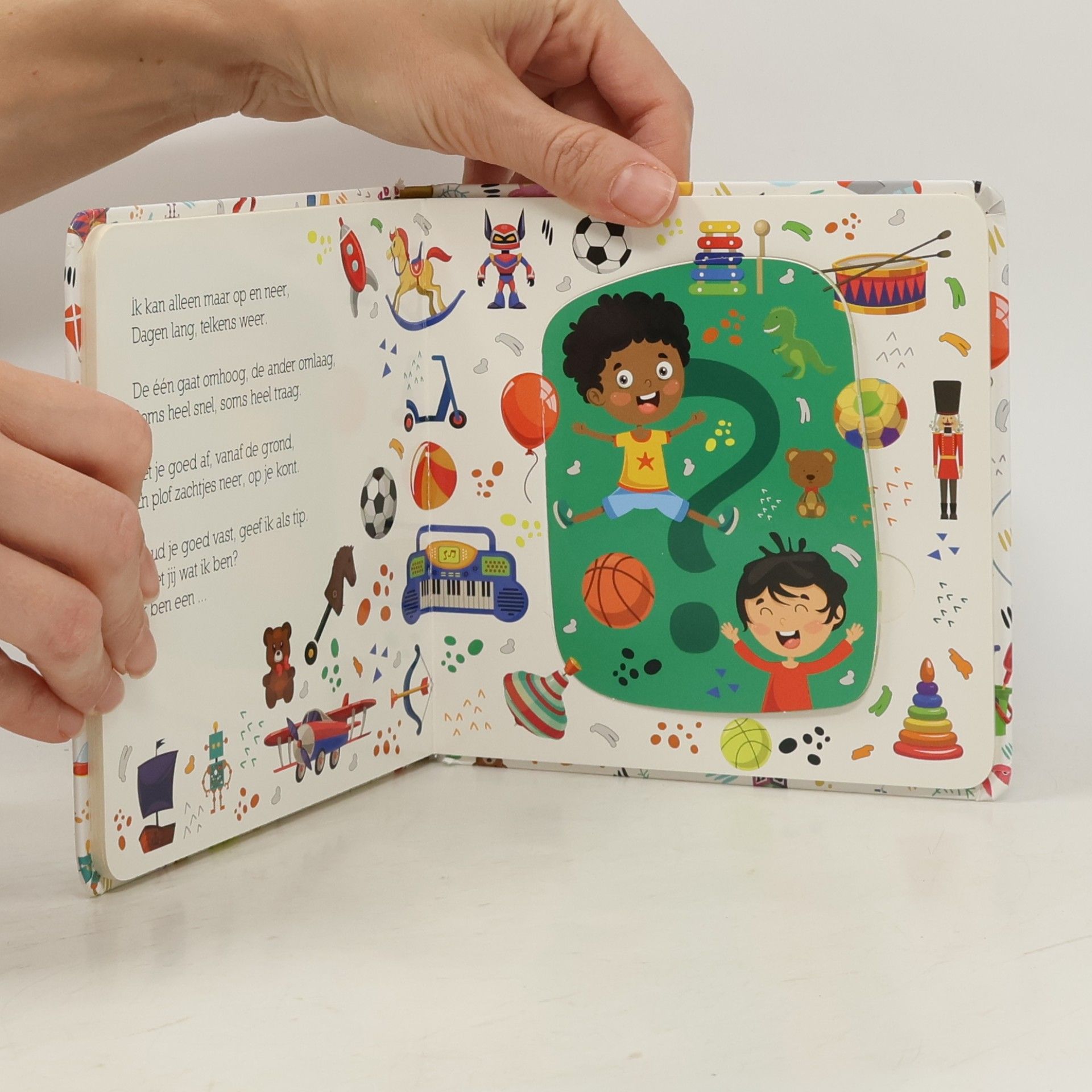 kolektiv Het kleine boek vol grote raadsels: Speeltuin