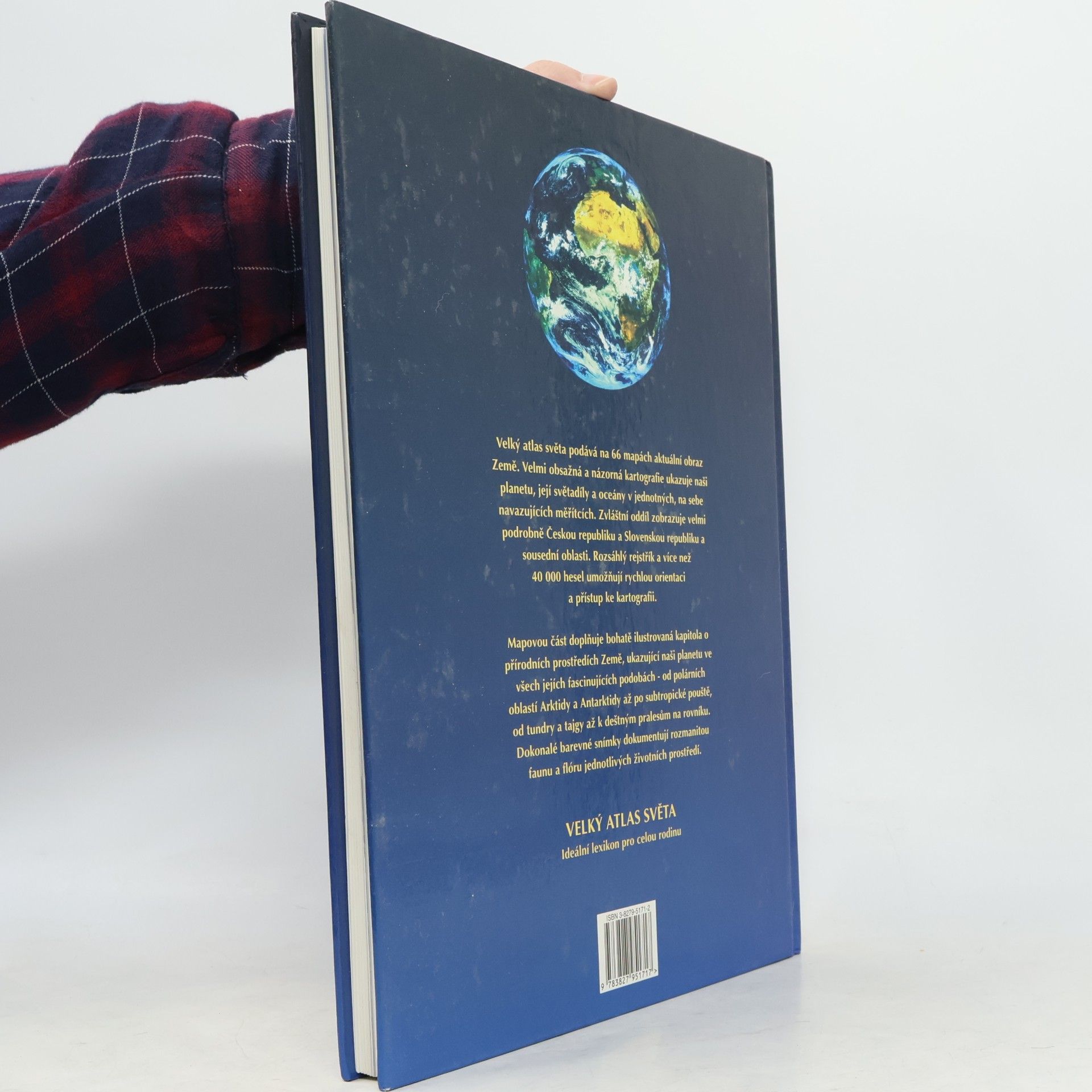 Helena Kholová Velký atlas světa