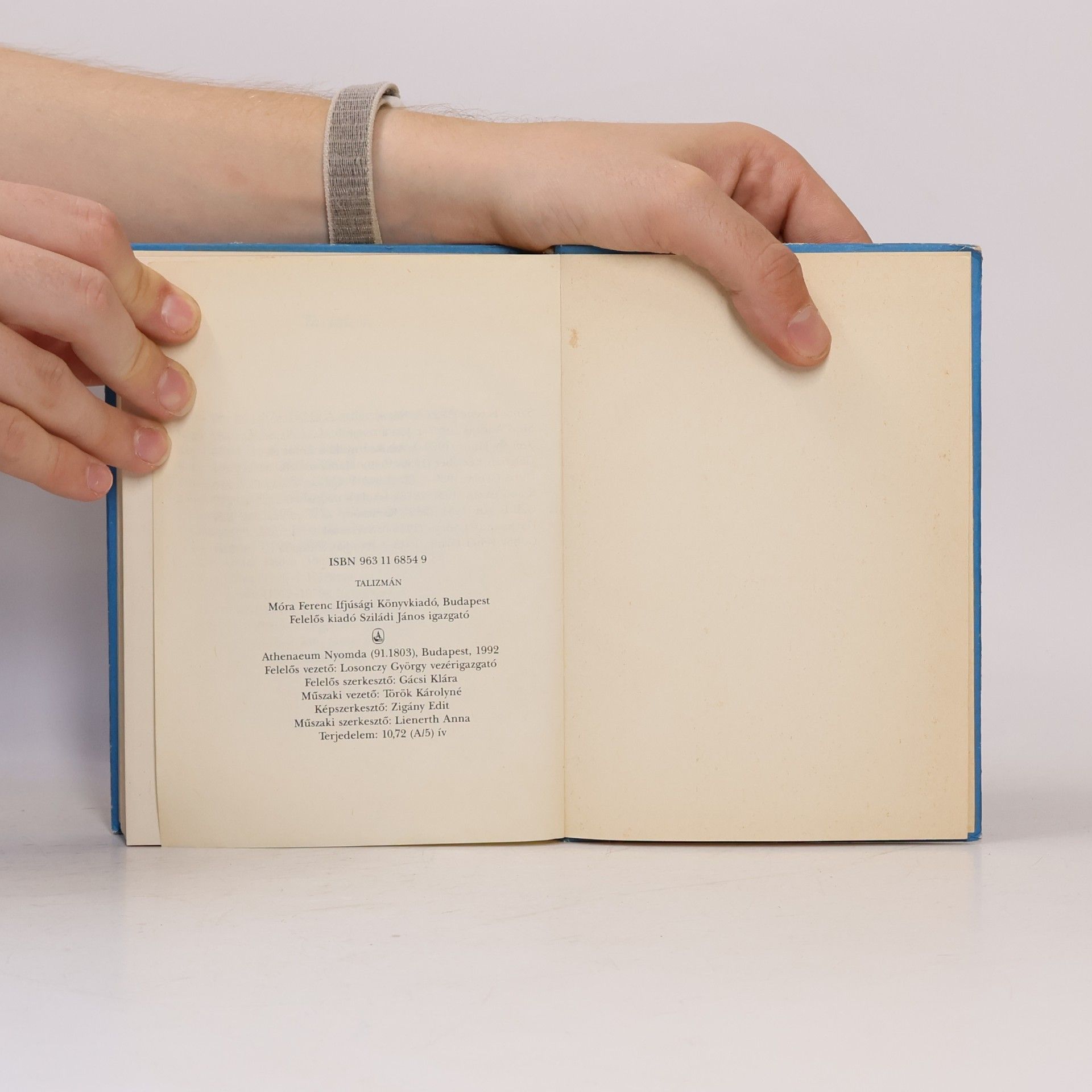 Various authors Százszorszép