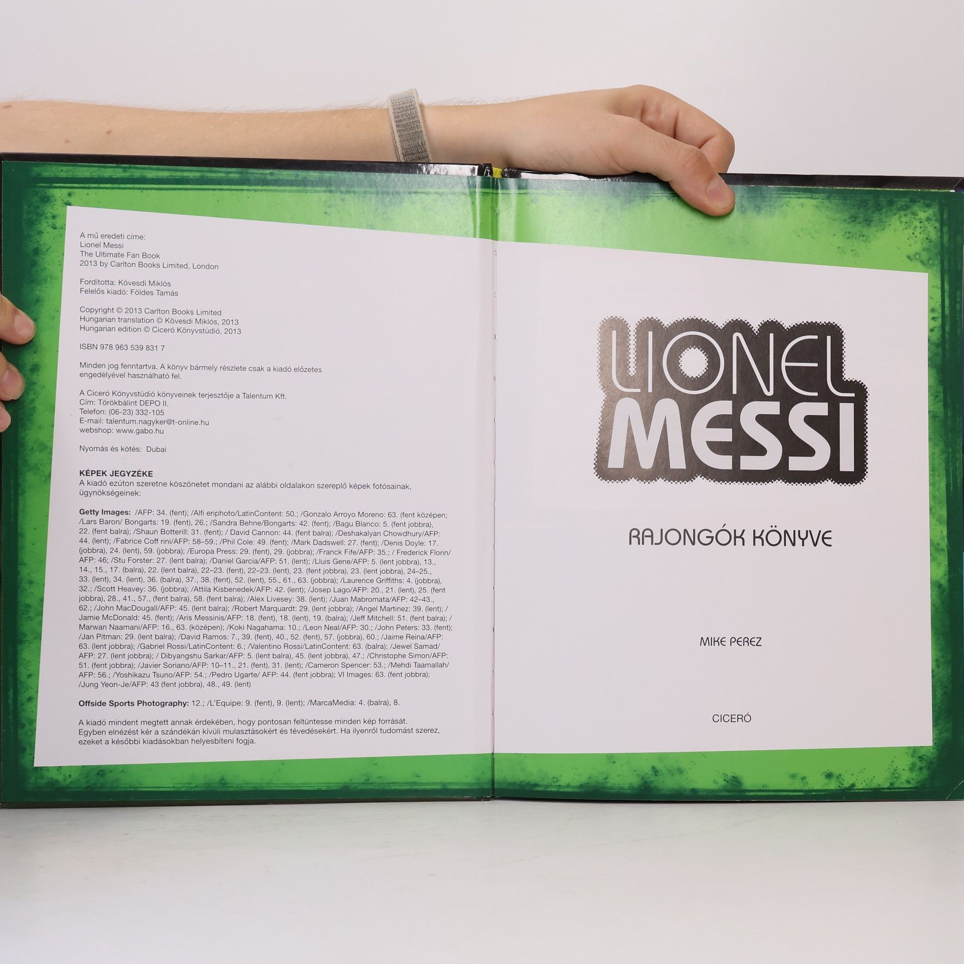 Mike Perez Lionel Messi