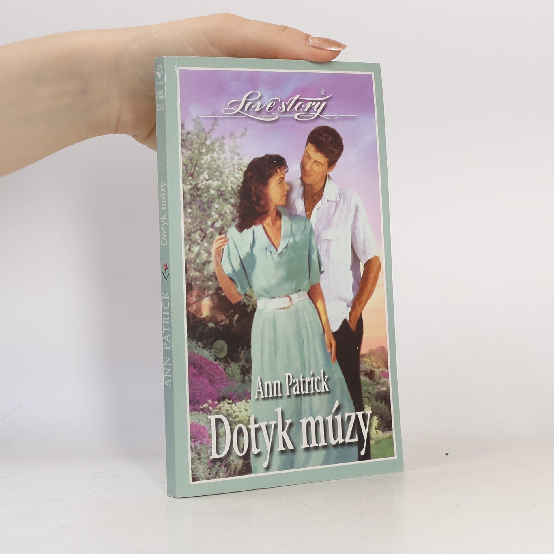 Ann Patrick Dotyk múzy