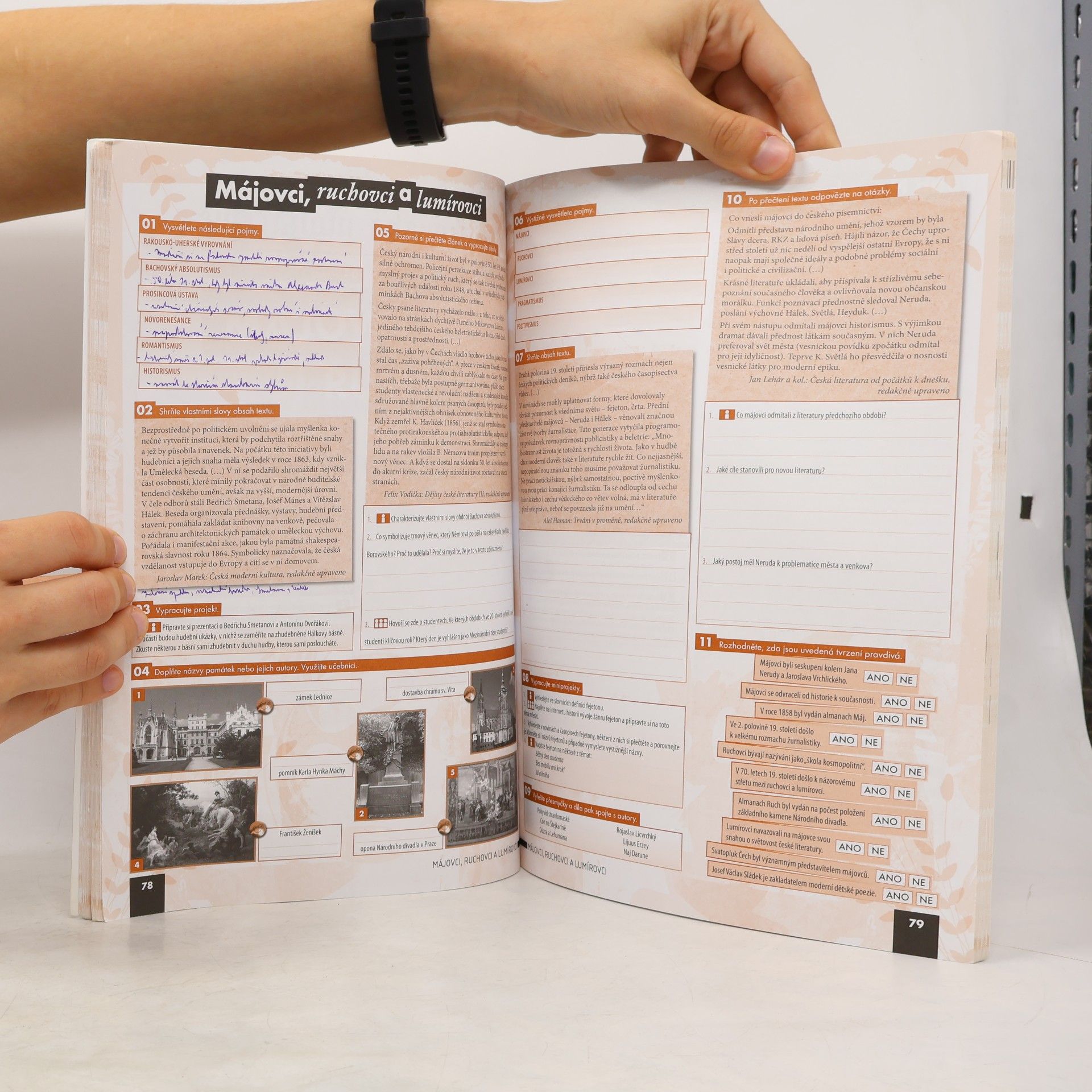 Autorenkollektiv Literatura pro 2. ročník středních škol. Učebnice a pracovní sešit