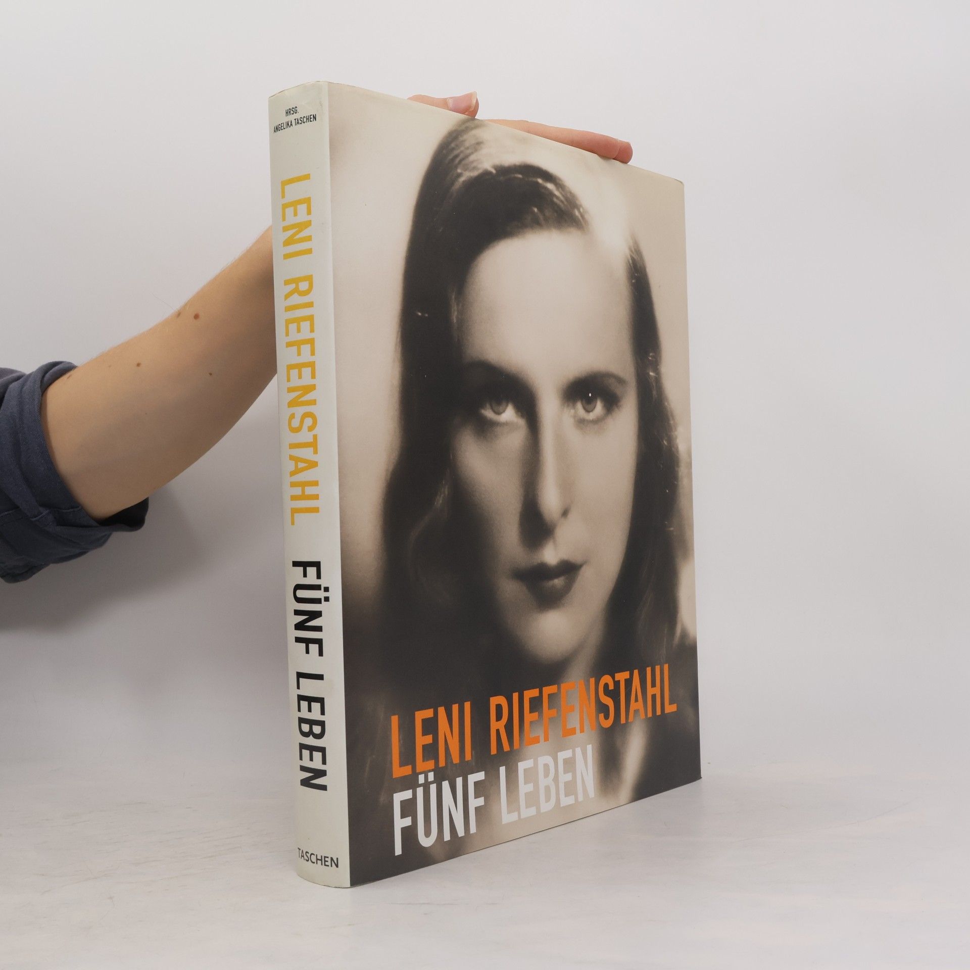 Leni Riefenstahl Fünf Leben. Five Lives. Cinque Vies. Engl.-Dtsch.-Französ. Hrsg. v. Angelika Taschen