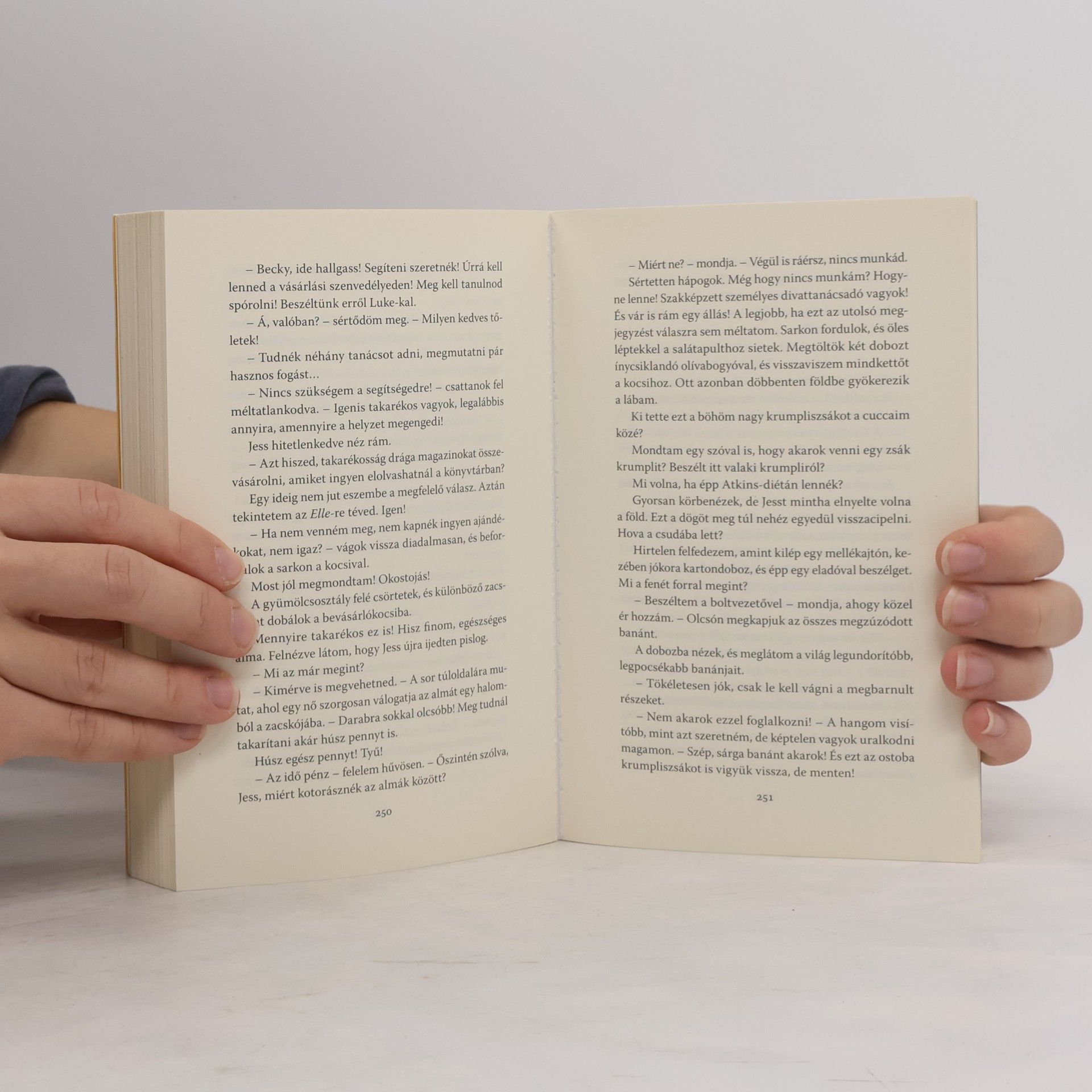 Sophie Kinsella A boltkóros és a tesója