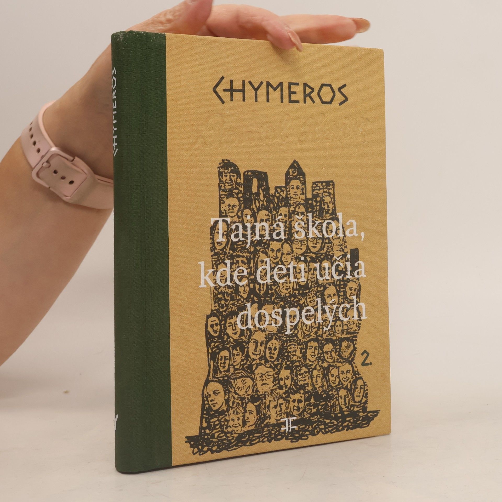 Daniel Hevier Tajná škola, kde deti učia dospelých