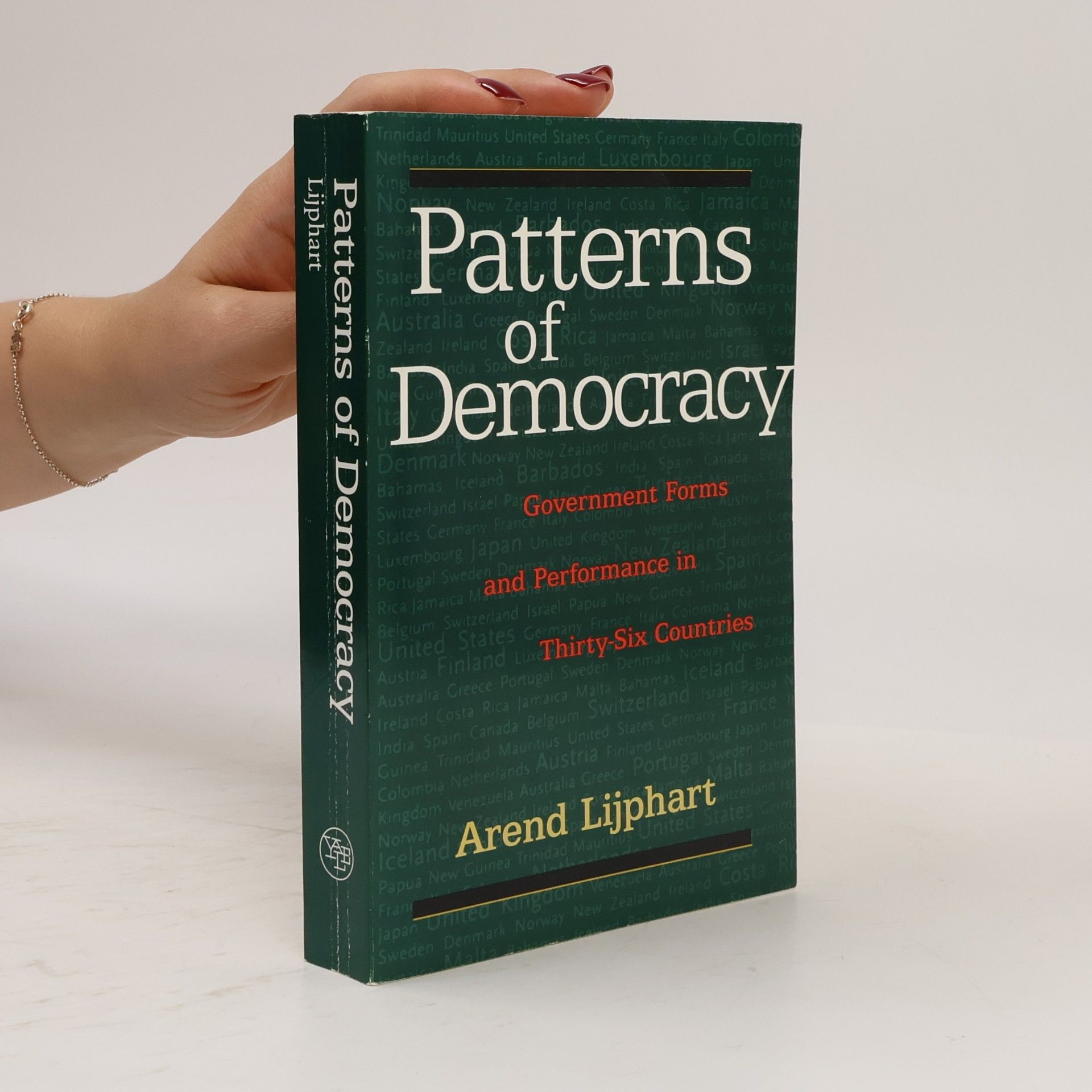 Arend Lijphart Patterns of Democracy