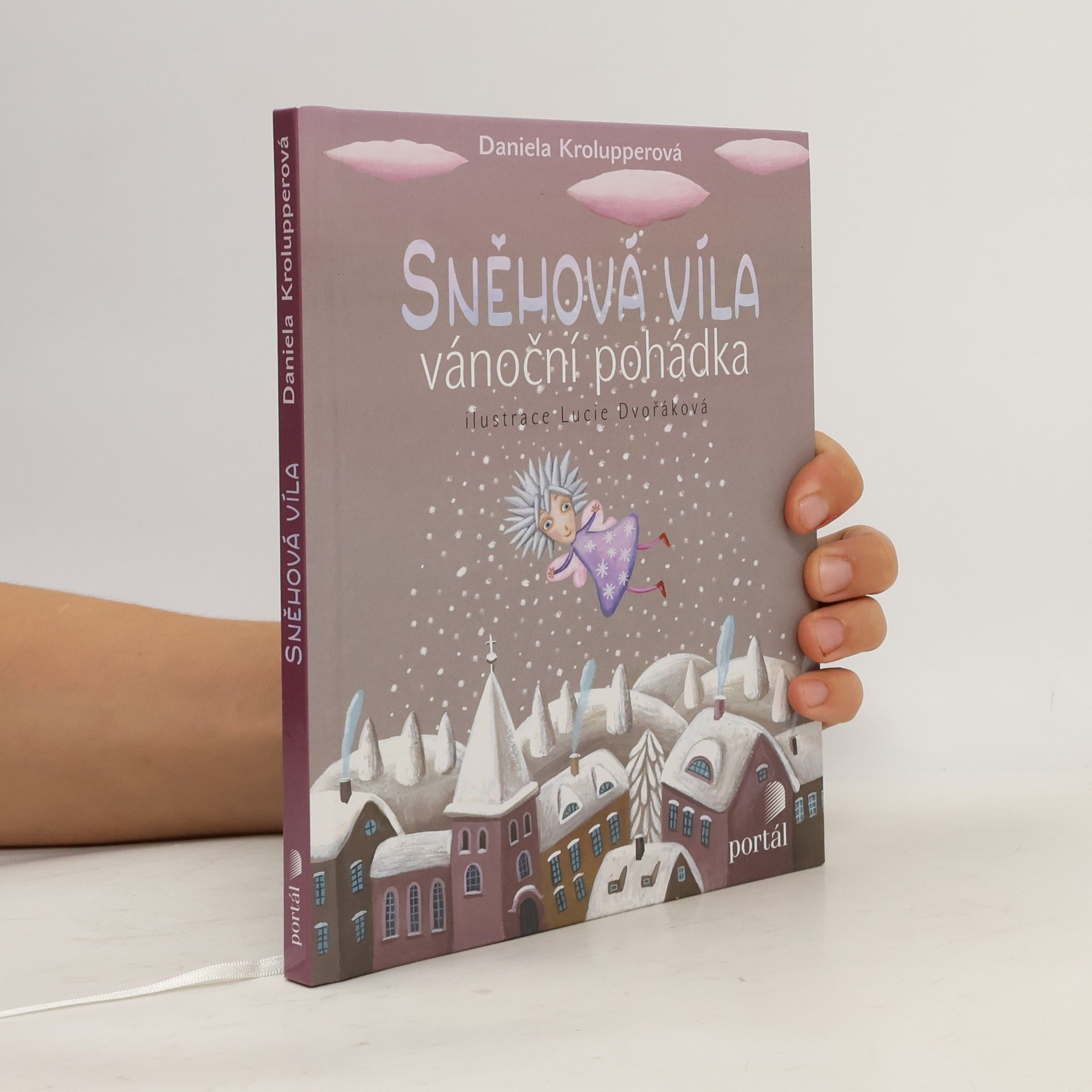 Sněhová víla. Vánoční pohádka