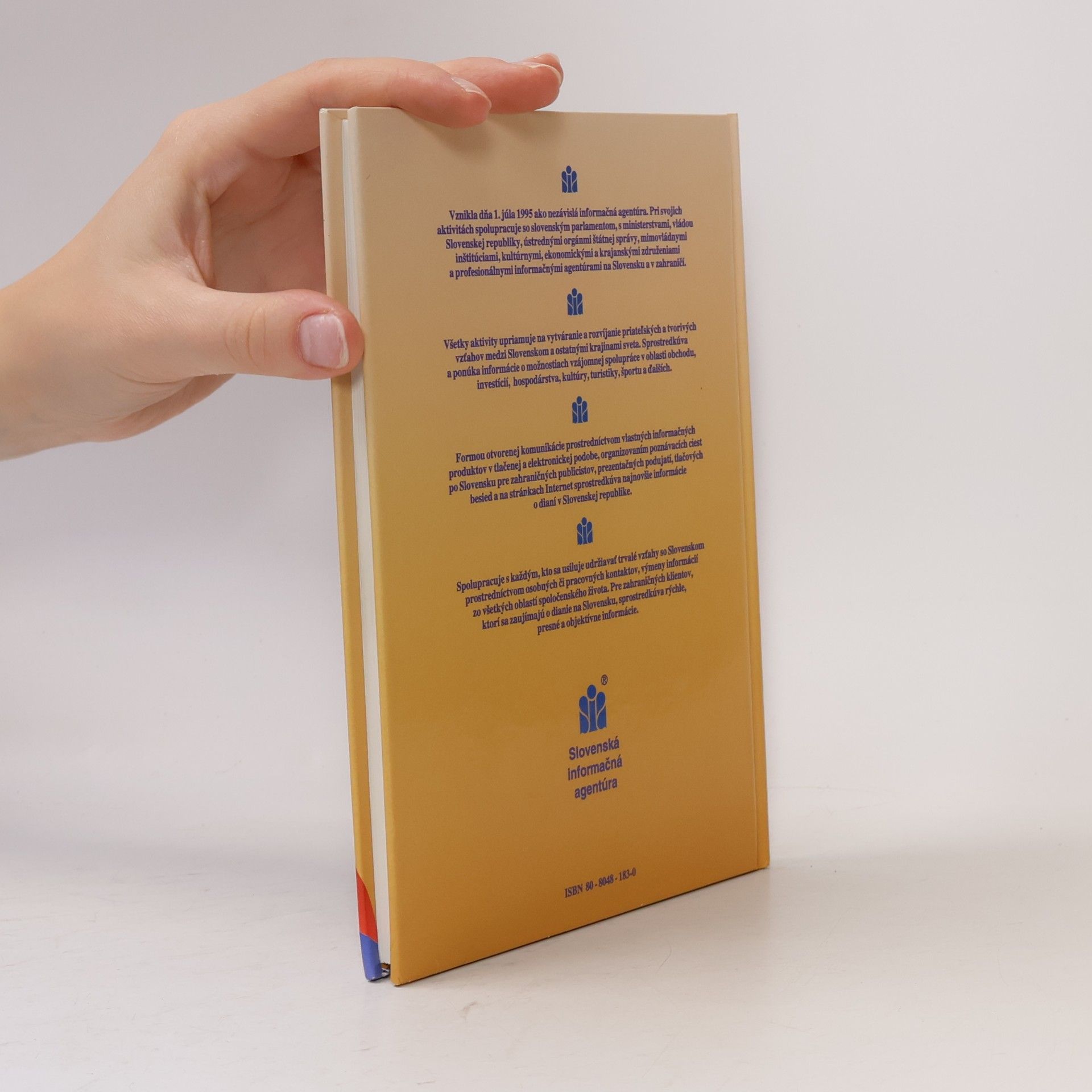 Autorenkollektiv Slovenská republika včera a dnes