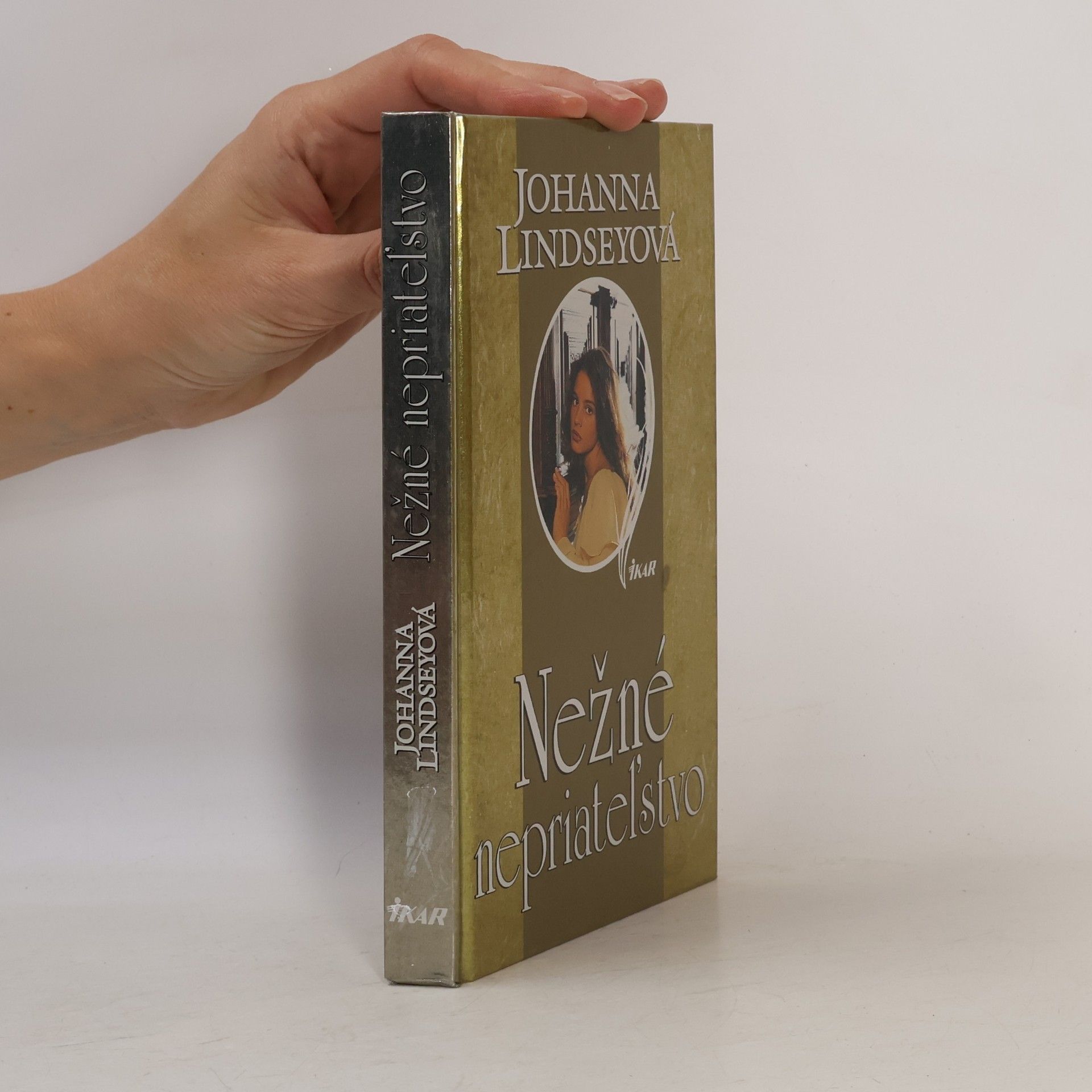 Johana Lindseyová Nežné nepriateľstvo
