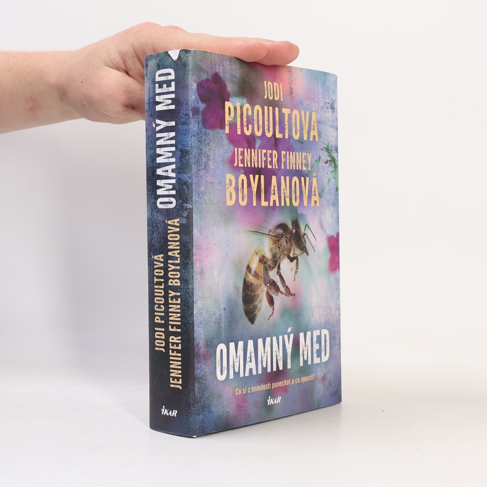Jodi Picoult Omamný med
