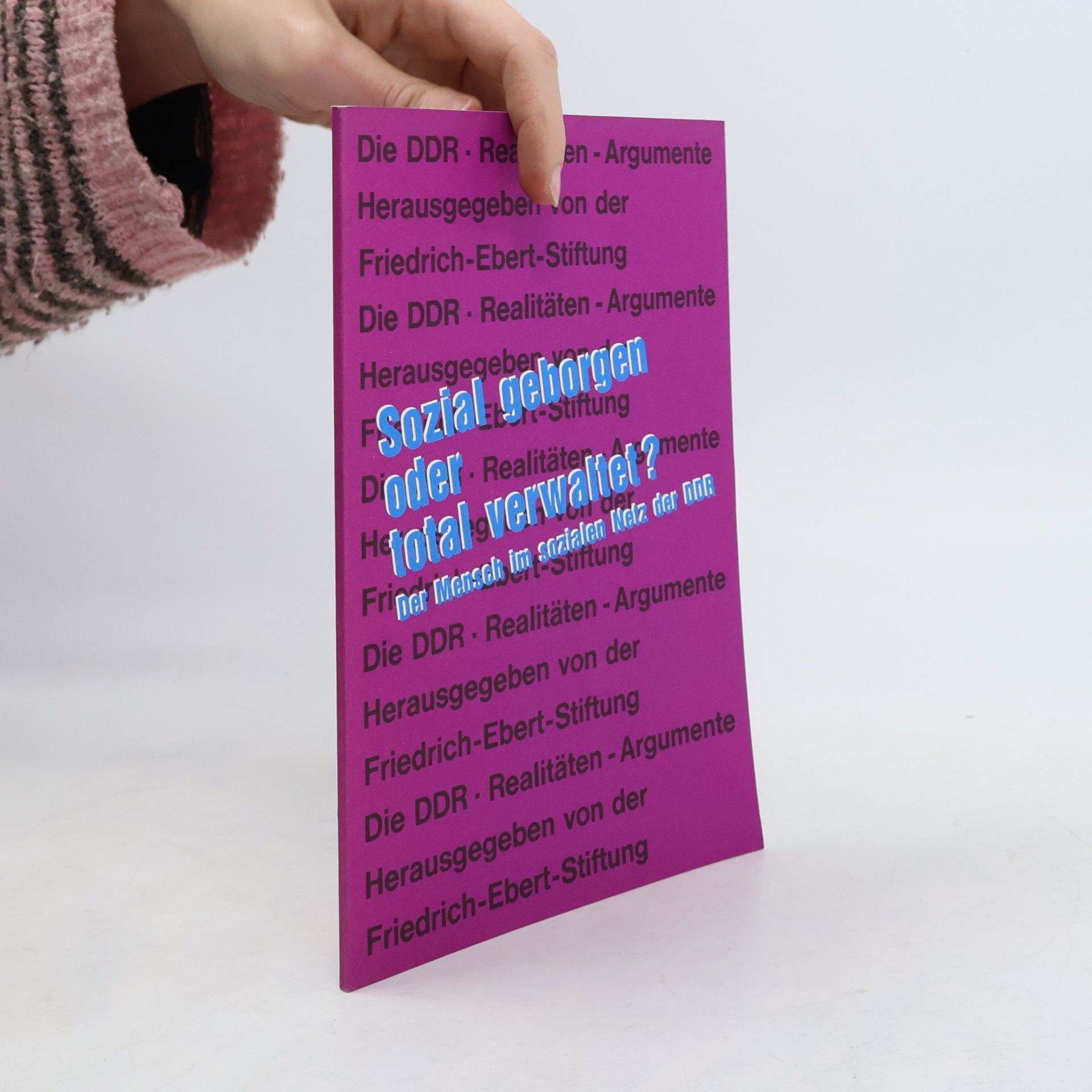 kolektiv Sozial geborgen oder total verwaltet?