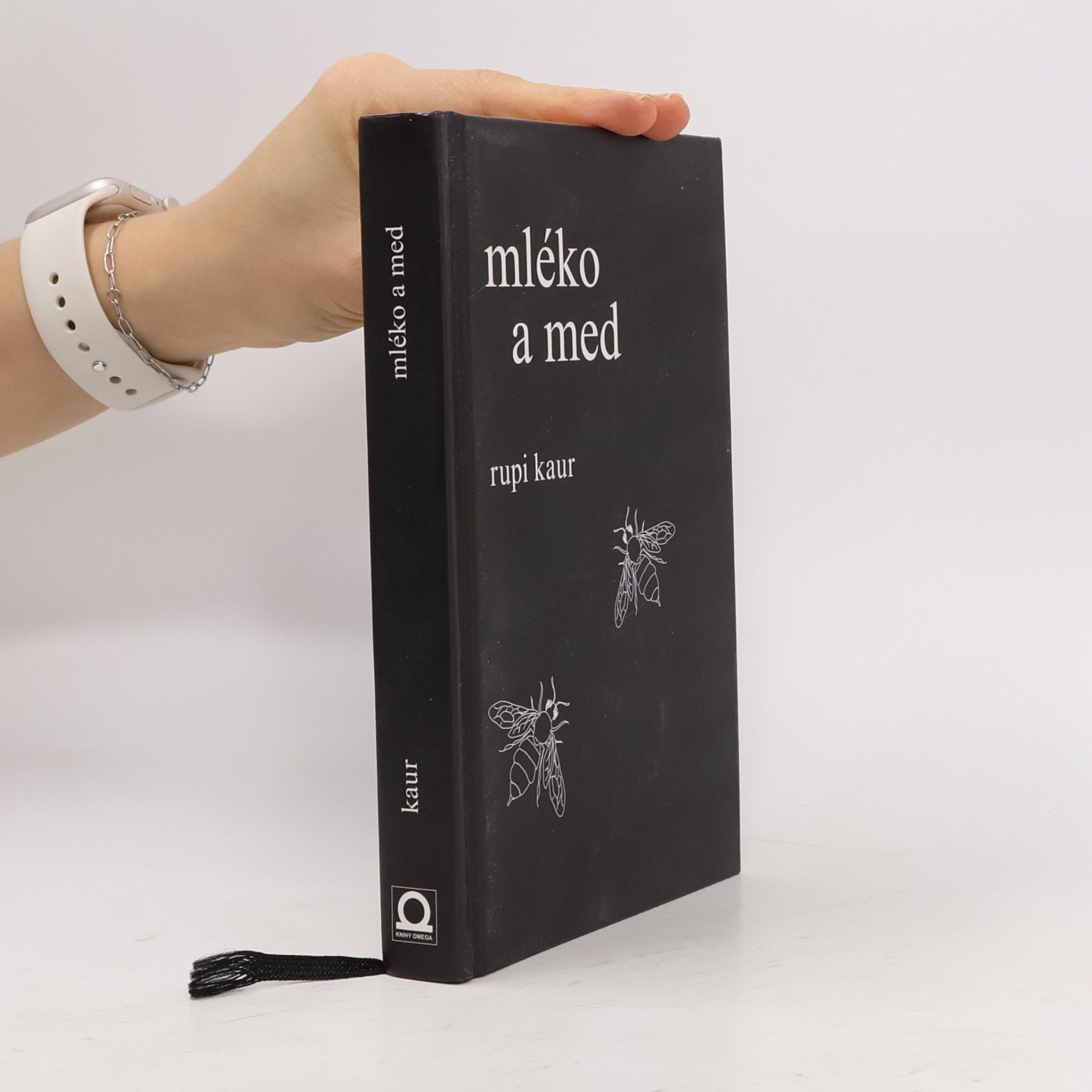Rupi Kaur Mléko a med