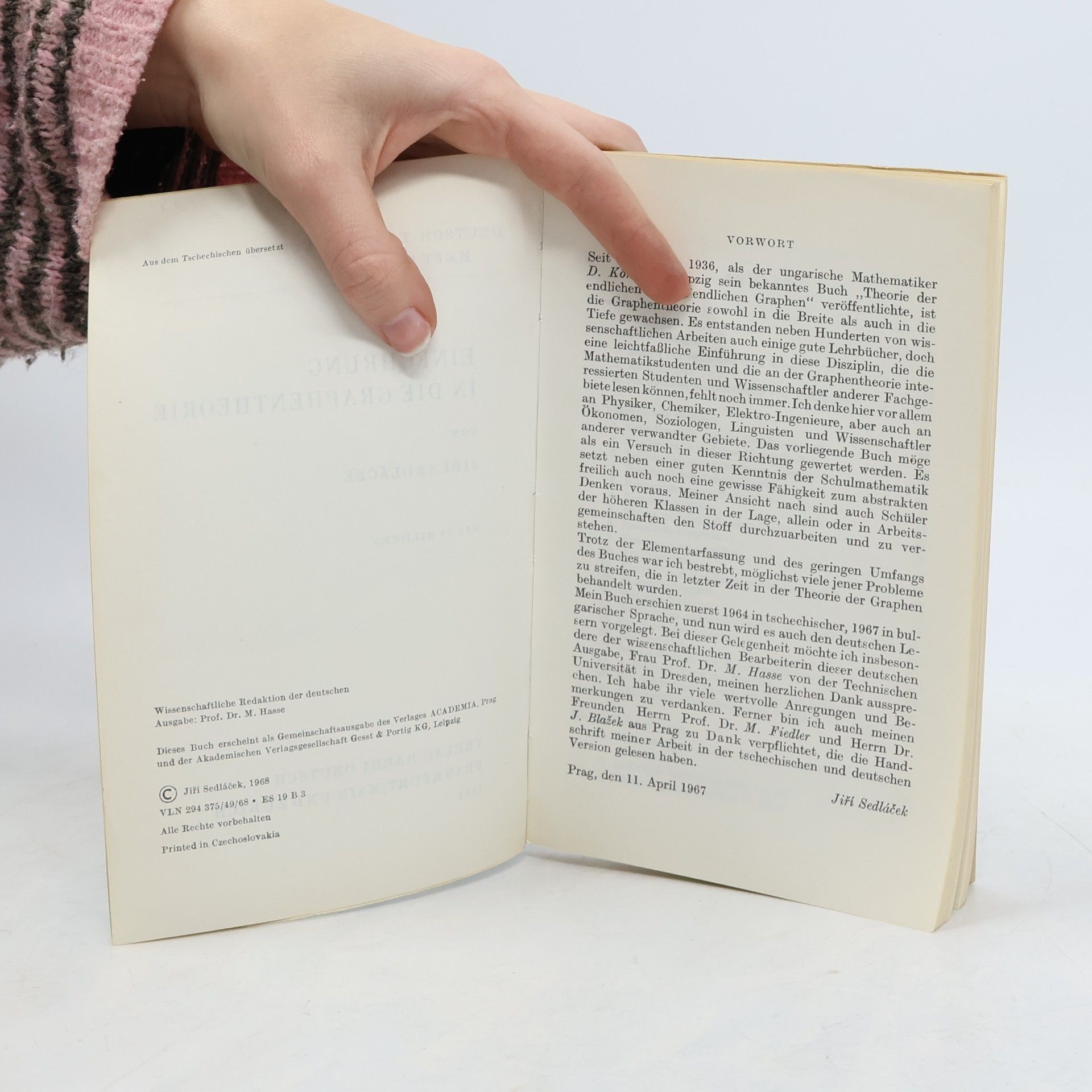 Jiří Sedláček Einführung in die Graphentheorie
