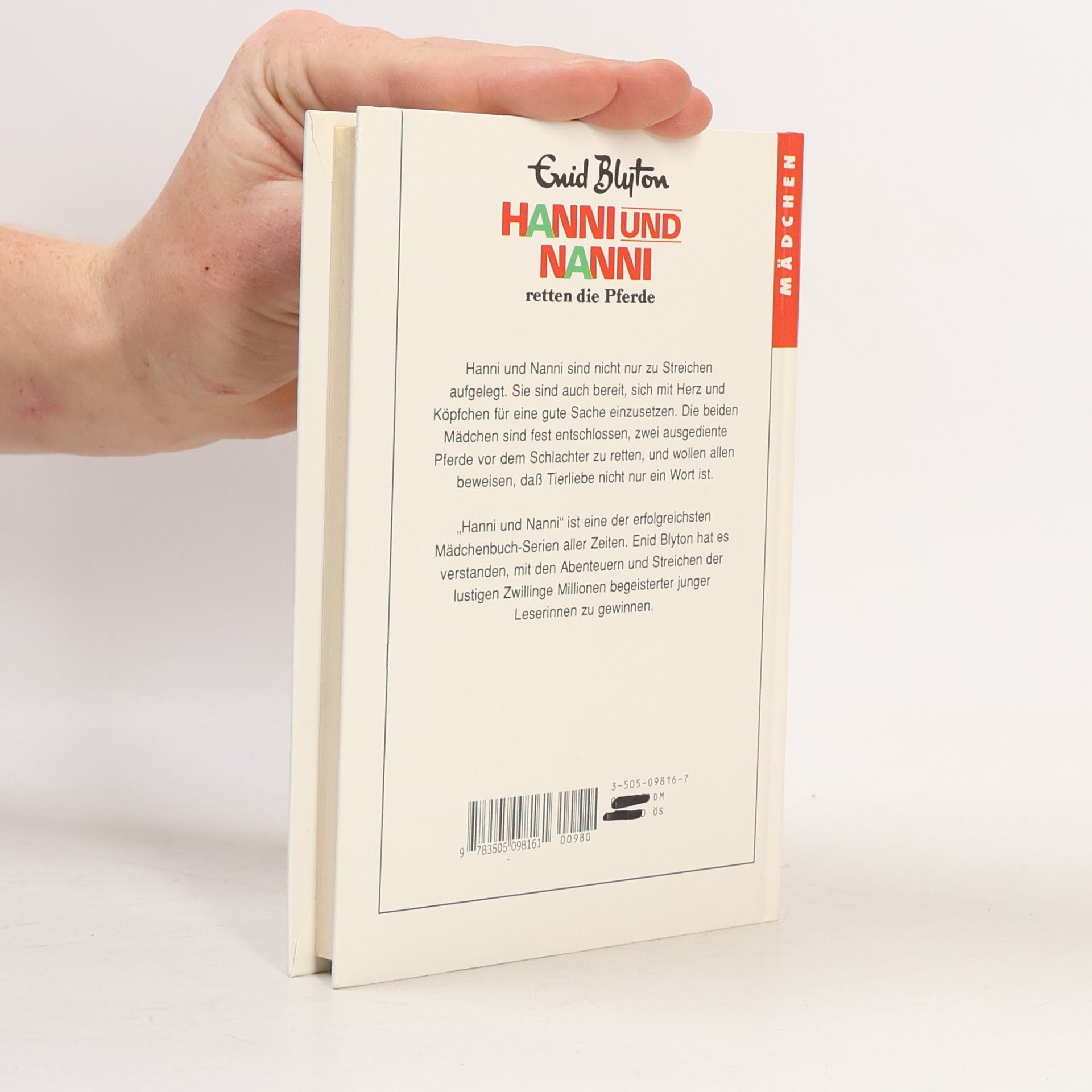 Enid Blyton Hanni und Nanni retten die Pferde