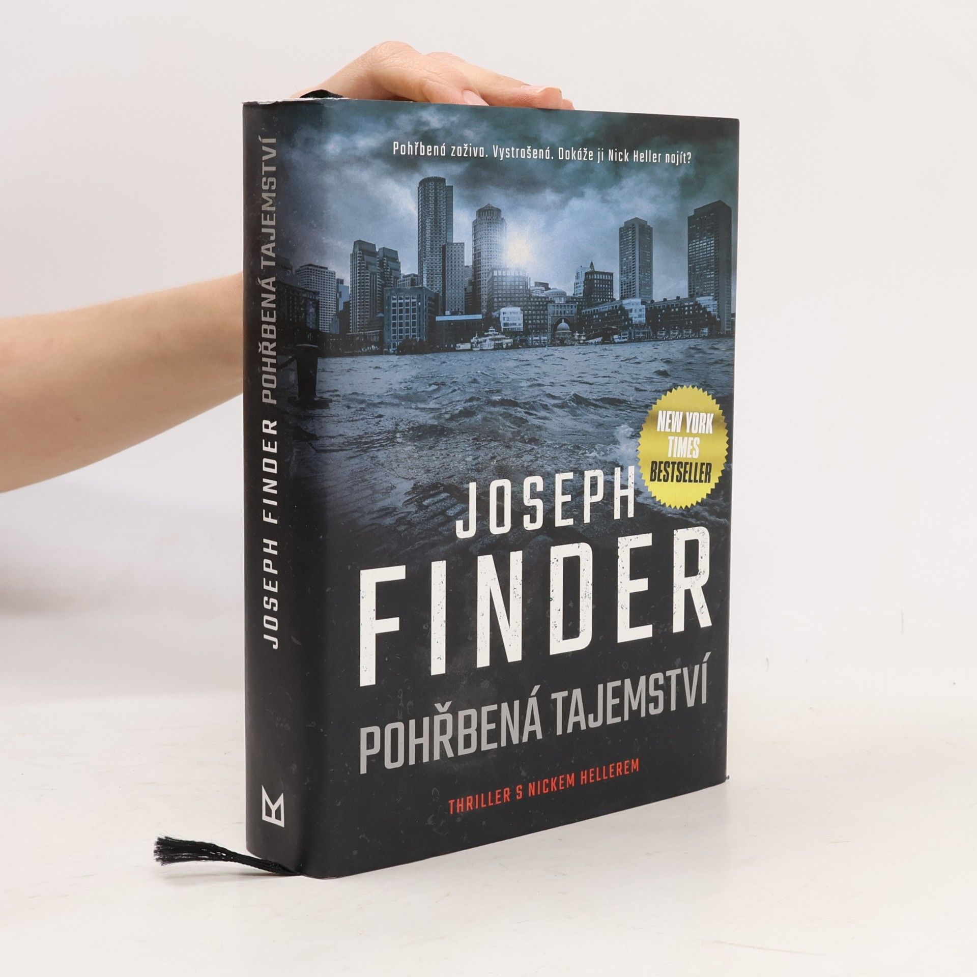 Joseph Finder Pohřbená tajemství