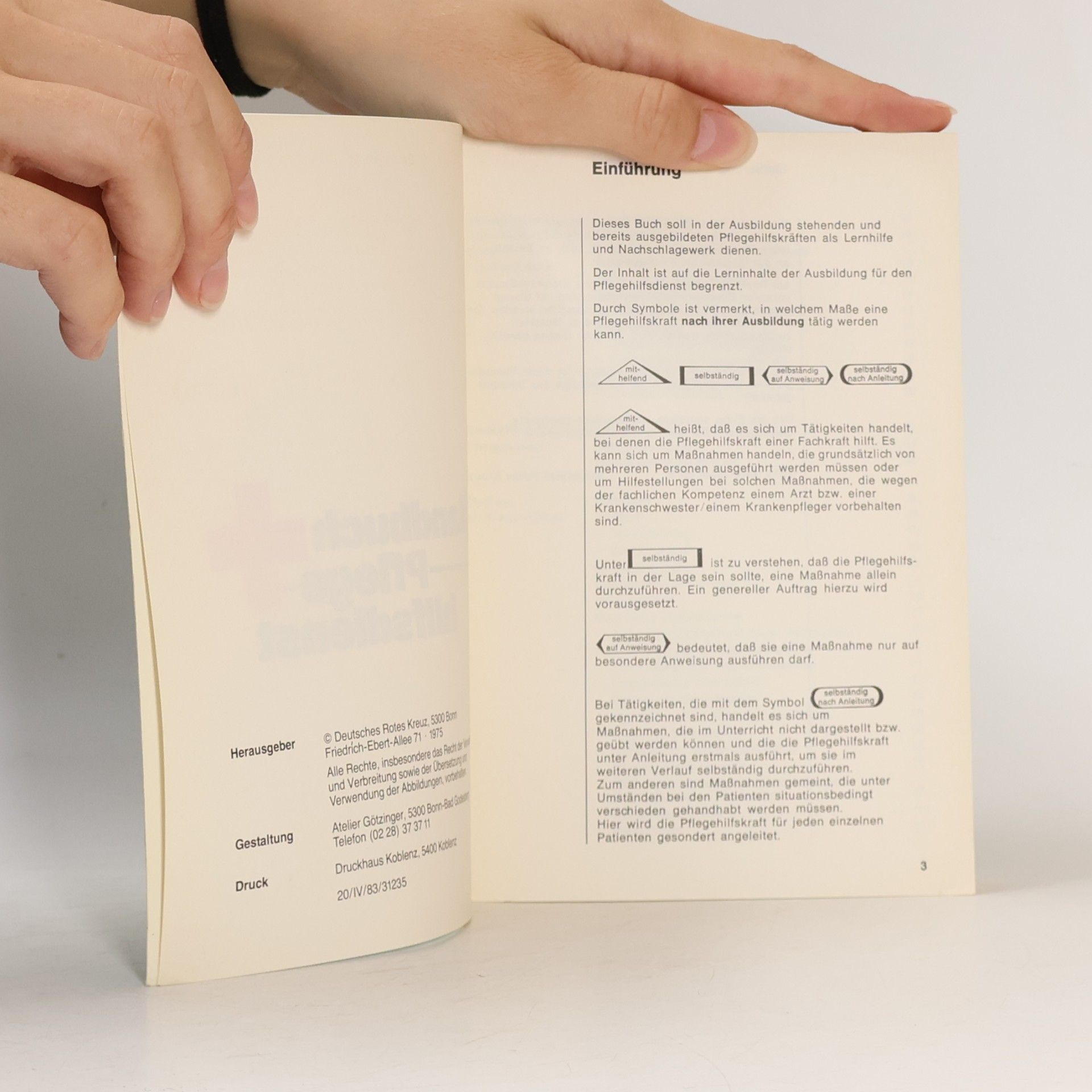 Autorenkollektiv Handbuch Pflegehilfsdienst