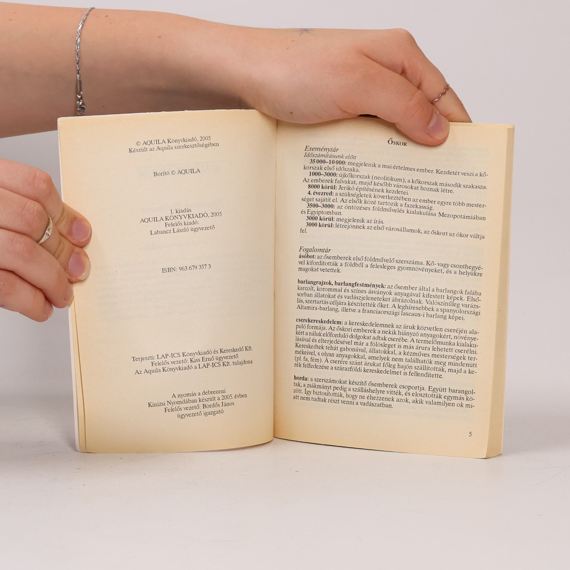 Various authors Egyetemes történelem