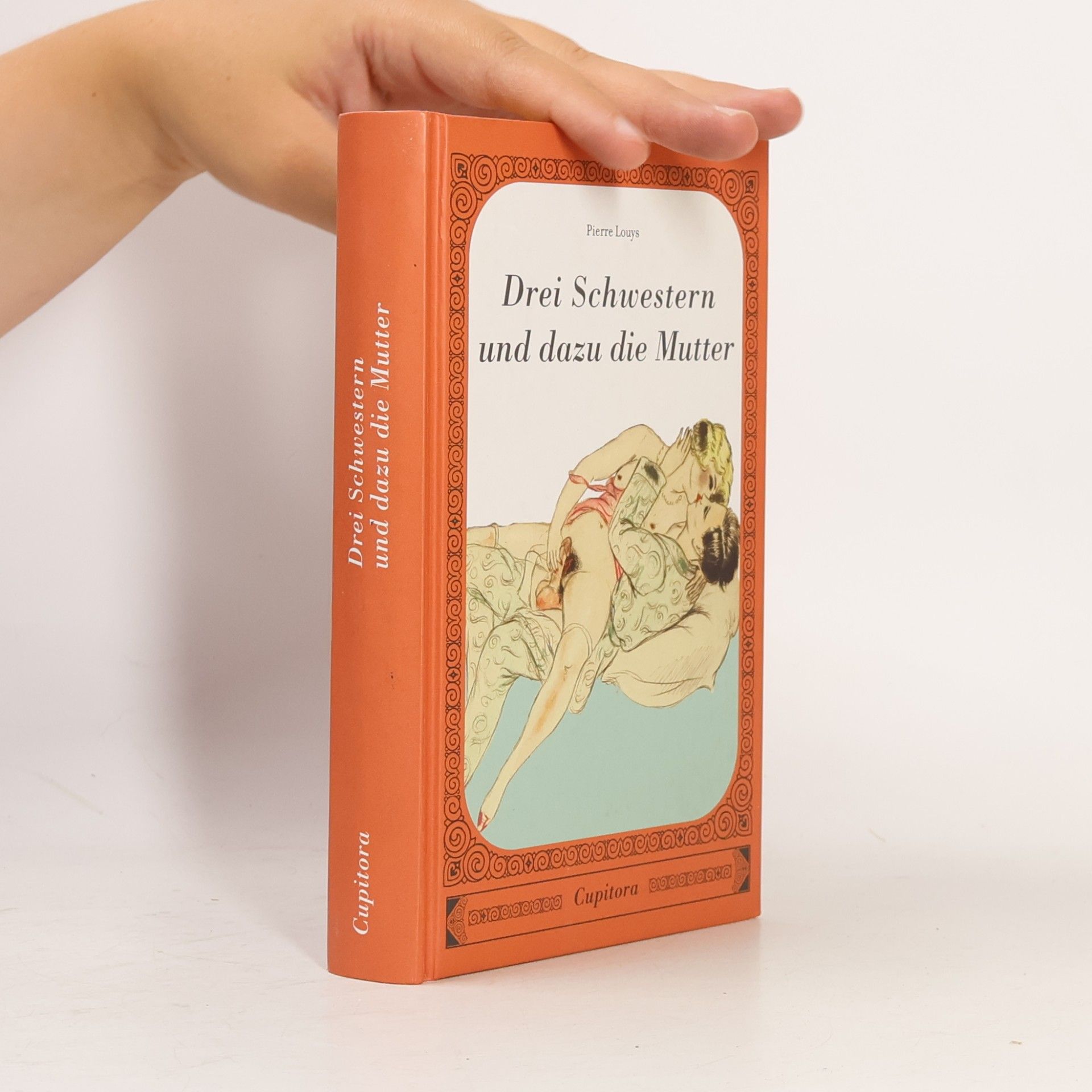 Drei Schwestern und dazu die Mutter