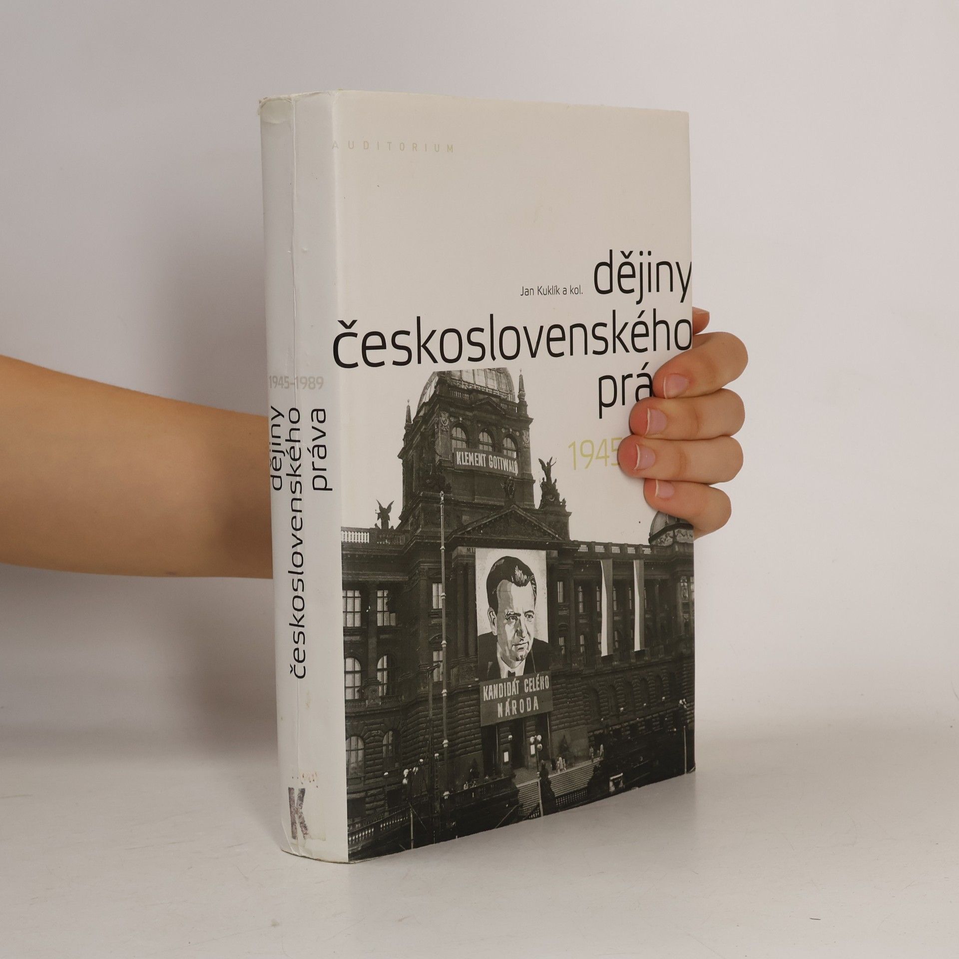 Jan Kuklík ml. Dějiny československého práva 1945–1989