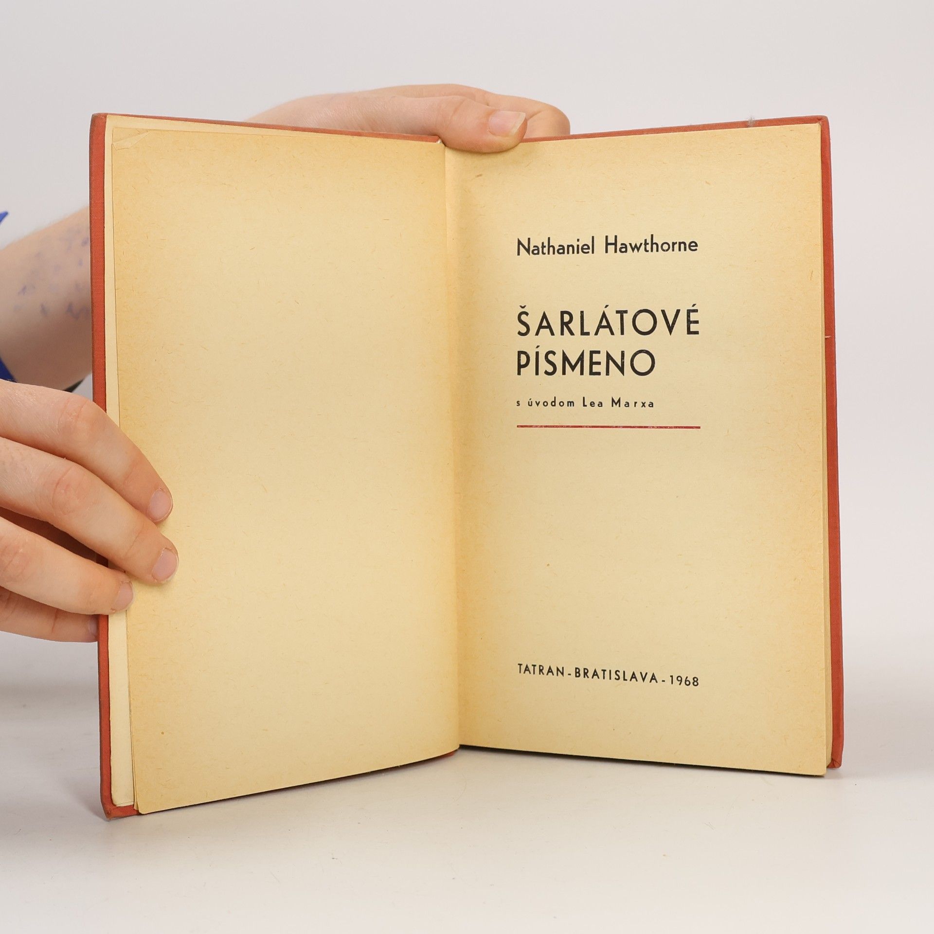 Nathaniel Hawthorne Šarlátové písmeno