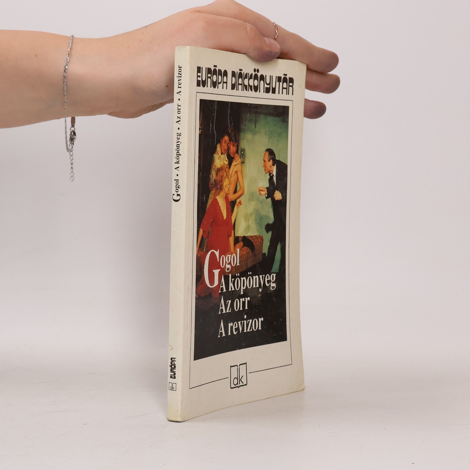 Nikolai Wassiljewitsch Gogol Európa Diákkönyvtár: A köpönyeg